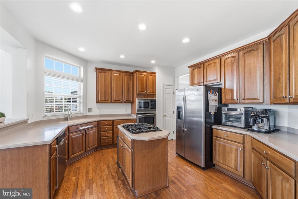 6741 EDGARTOWN WAY