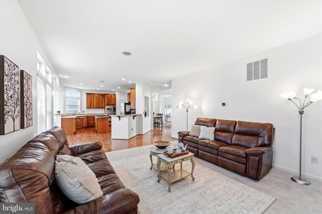 6741 EDGARTOWN WAY