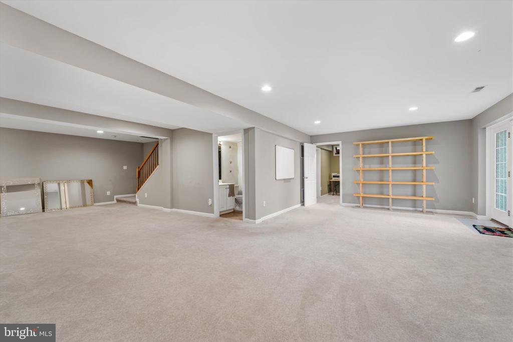 6741 EDGARTOWN WAY