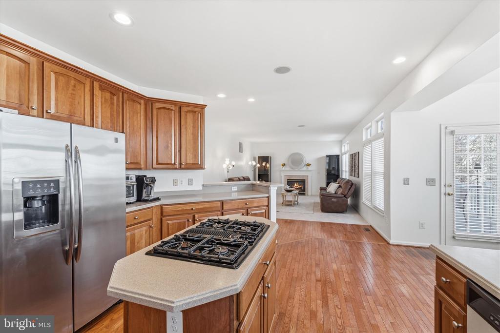 6741 EDGARTOWN WAY