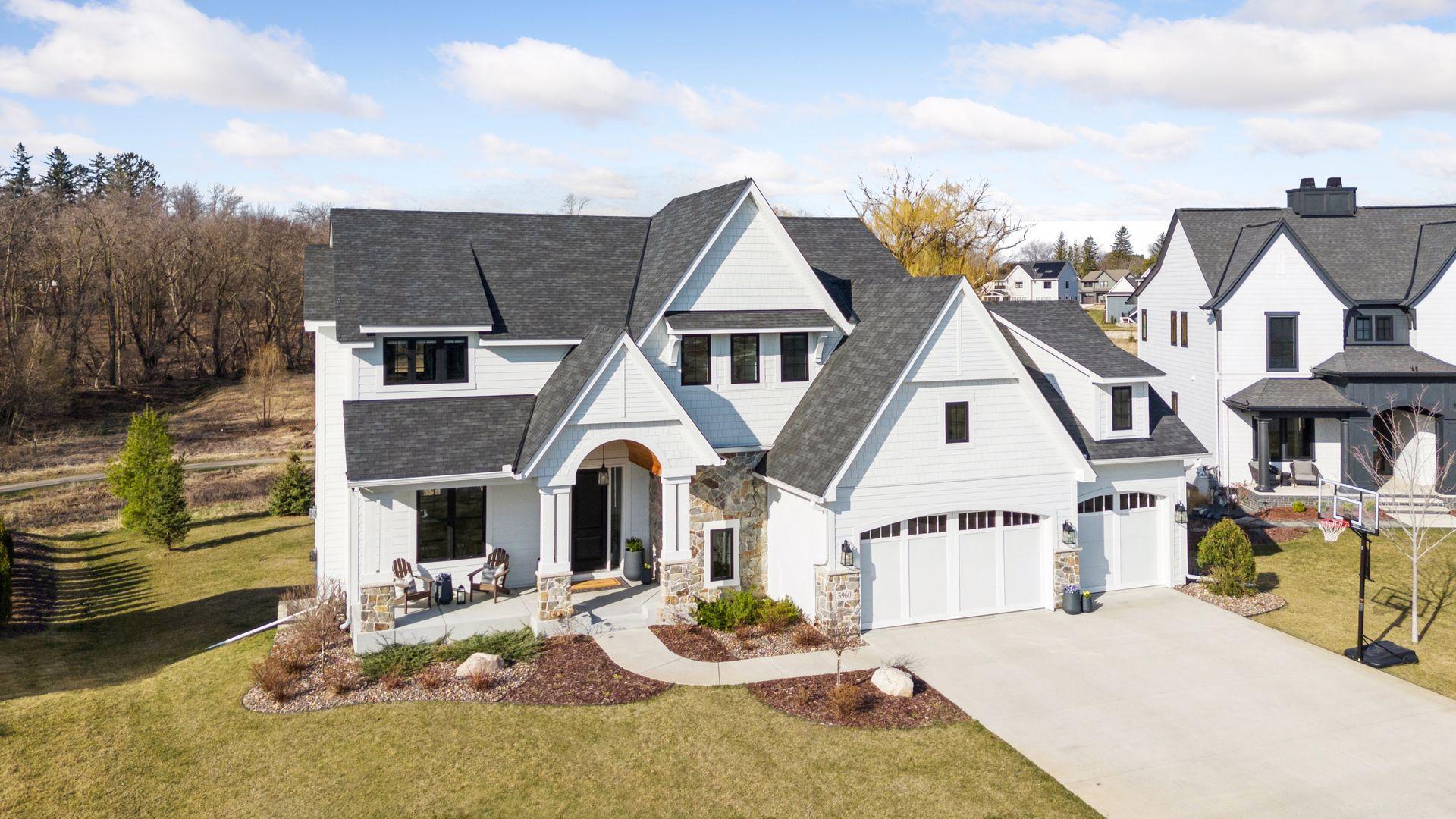 5960 Prestwick Court