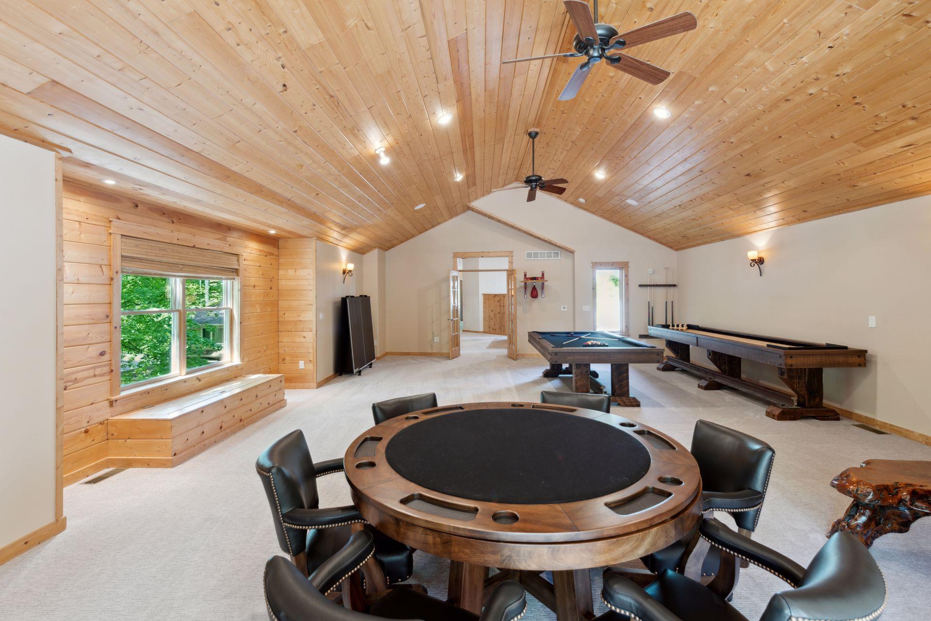 6256 Red Oak Road