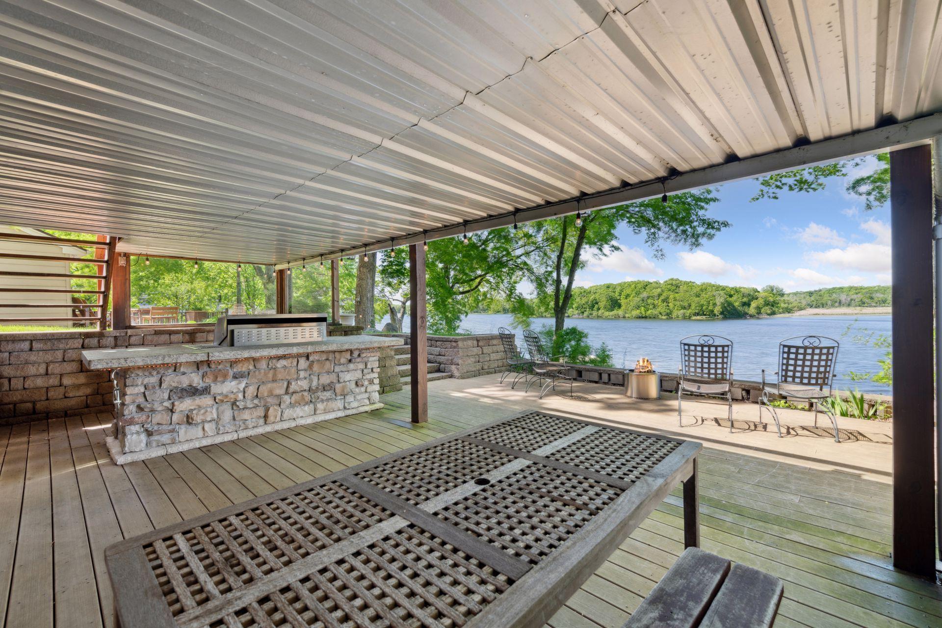 6256 Red Oak Road