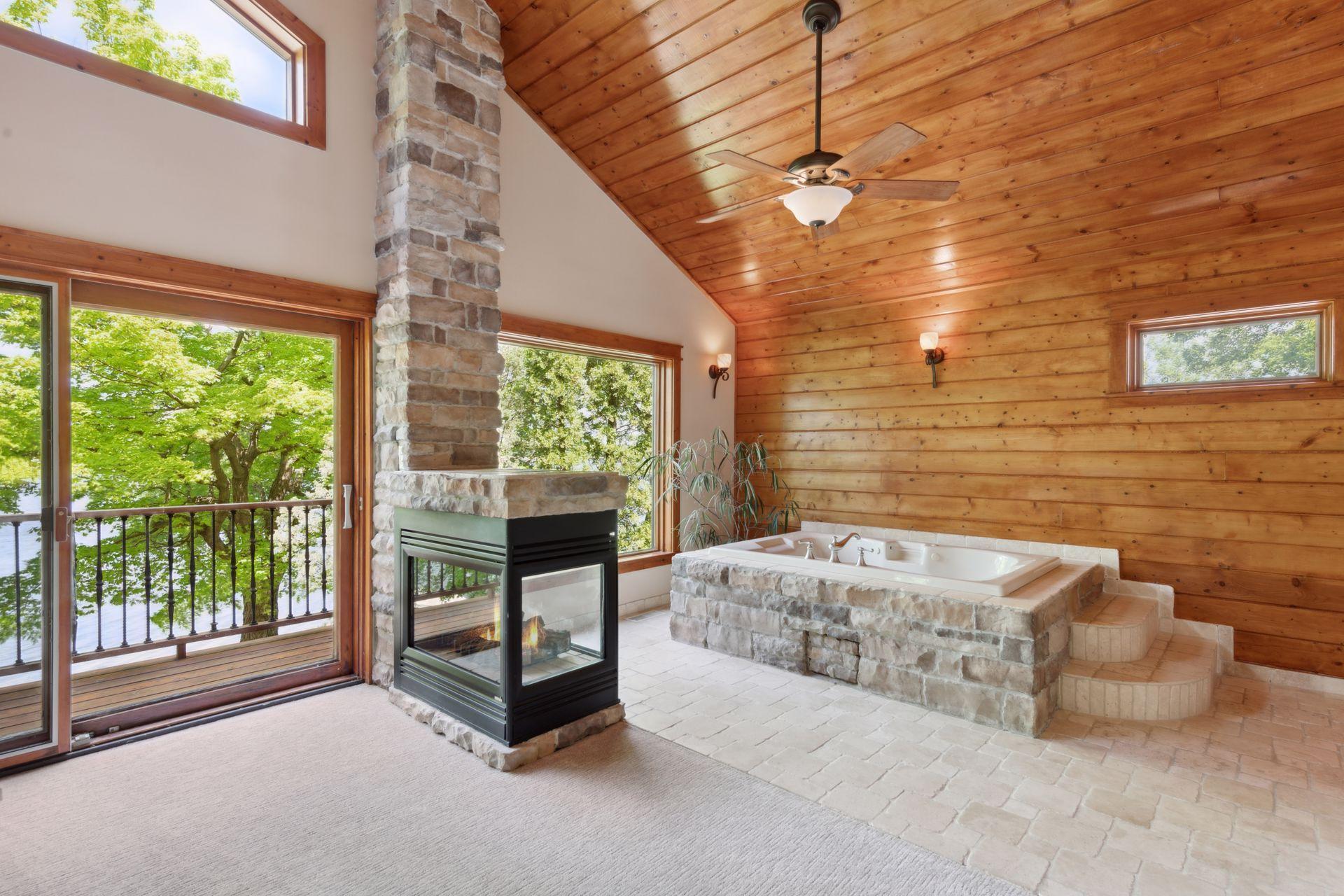 6256 Red Oak Road