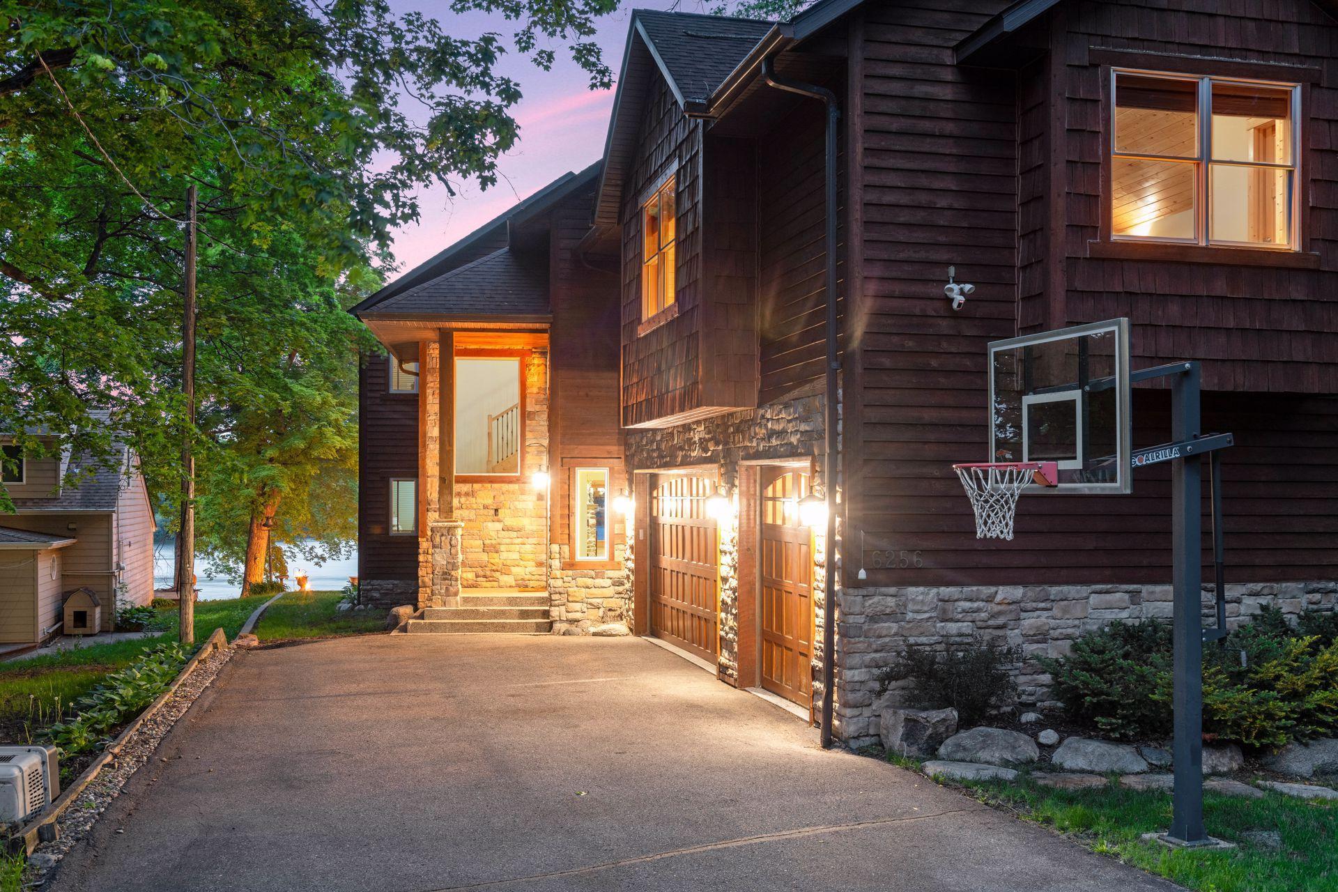 6256 Red Oak Road