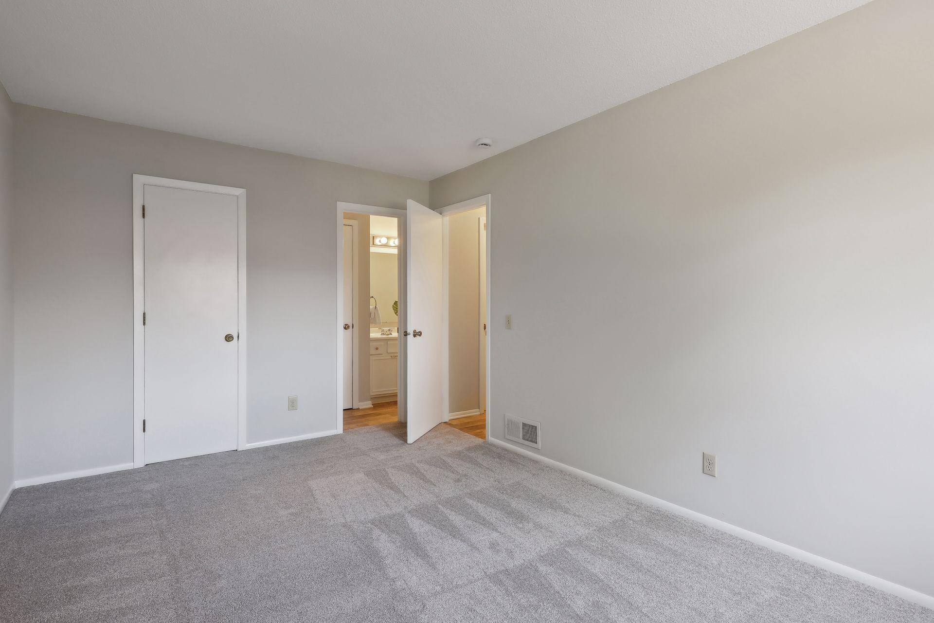 653 E 145th Street