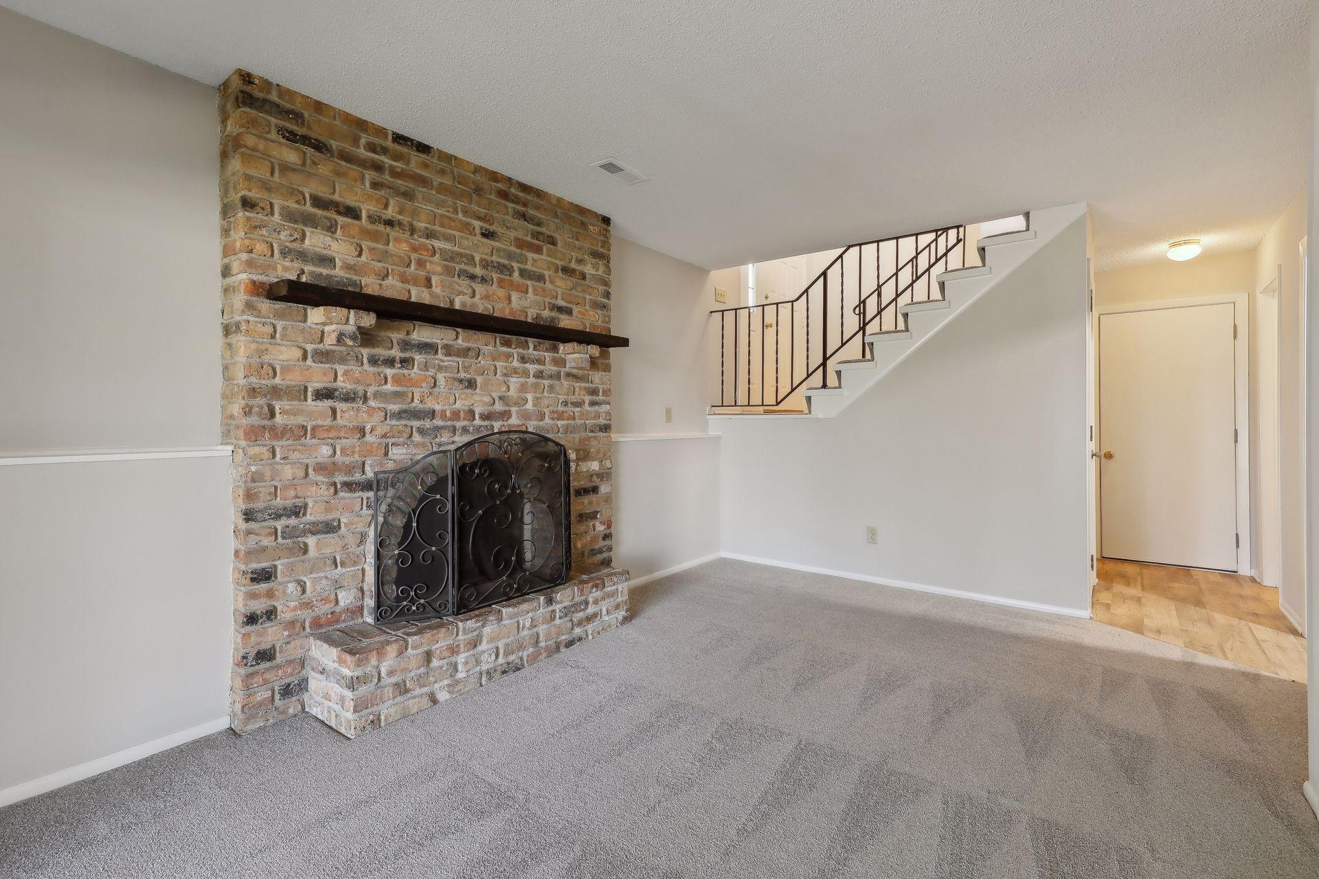 653 E 145th Street