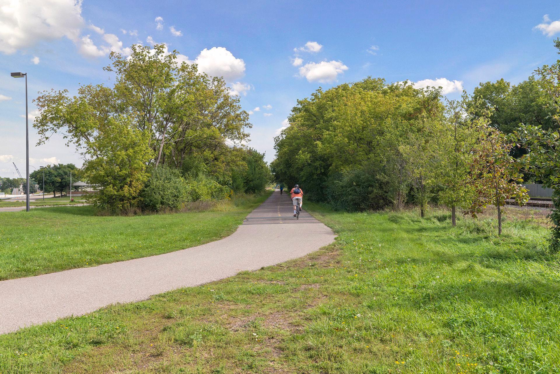 3104 Hampshire Avenue S