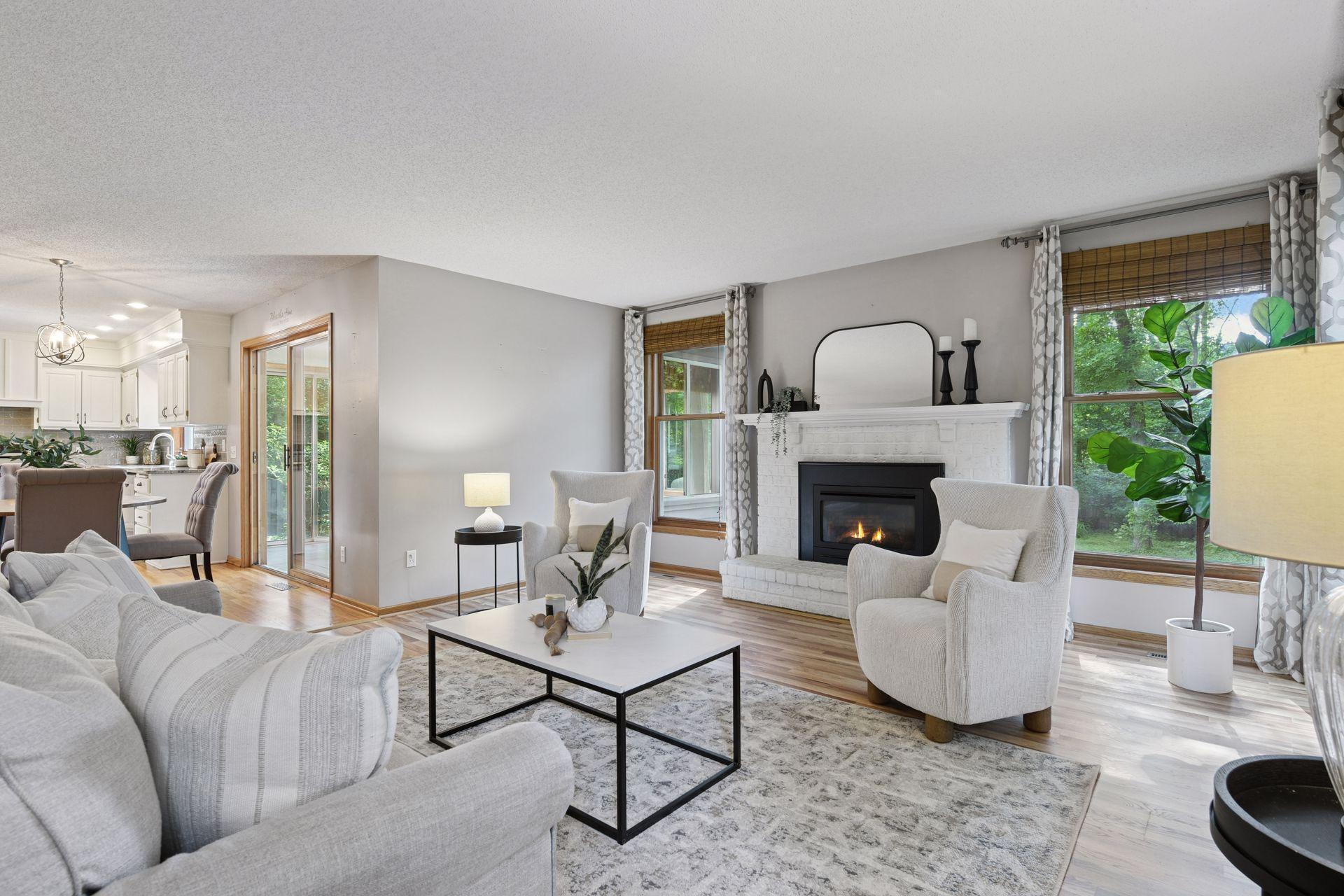26305 Oak Leaf Trail