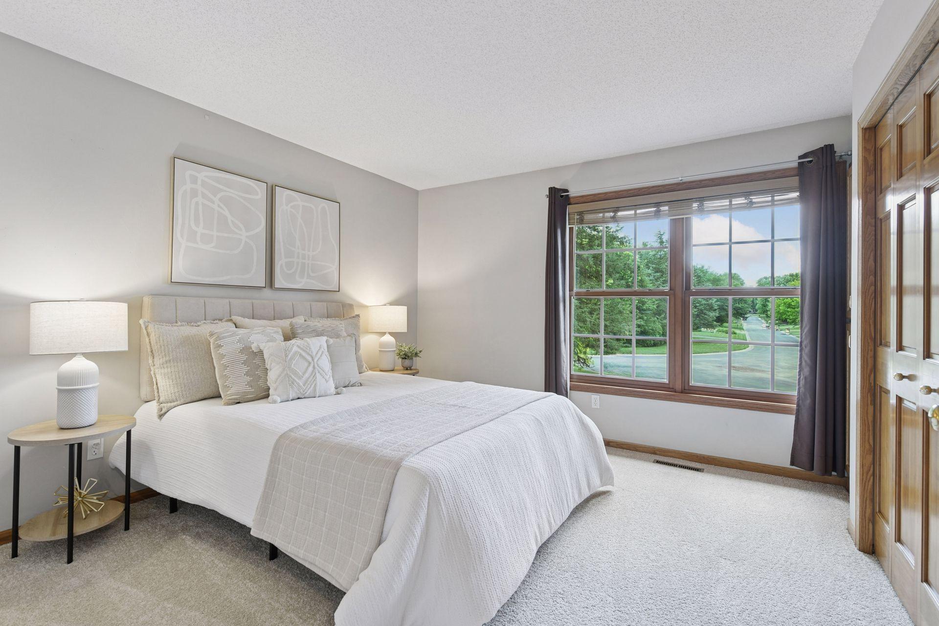 26305 Oak Leaf Trail