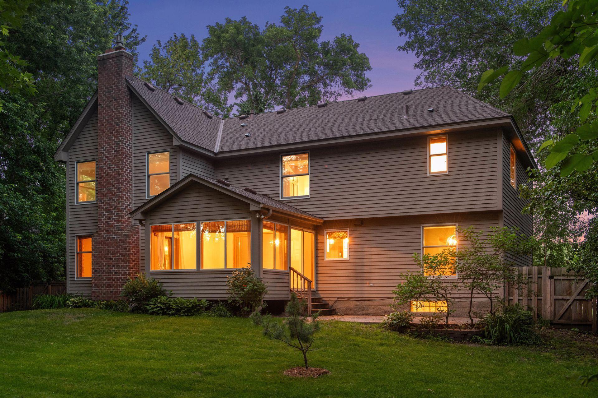 26305 Oak Leaf Trail