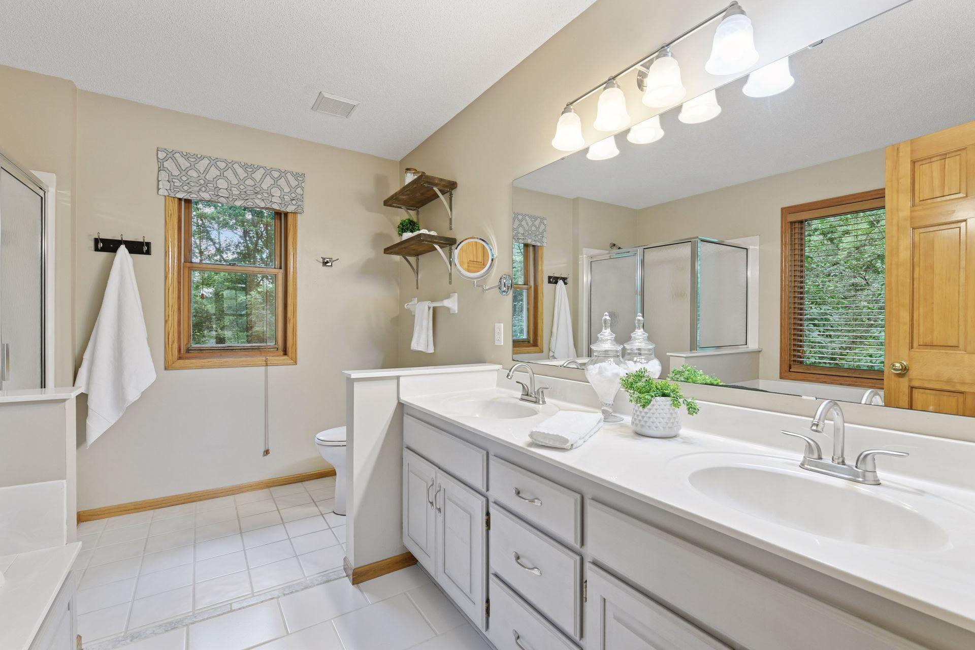 26305 Oak Leaf Trail