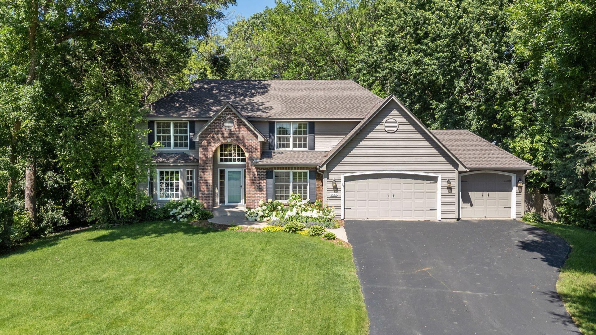 26305 Oak Leaf Trail