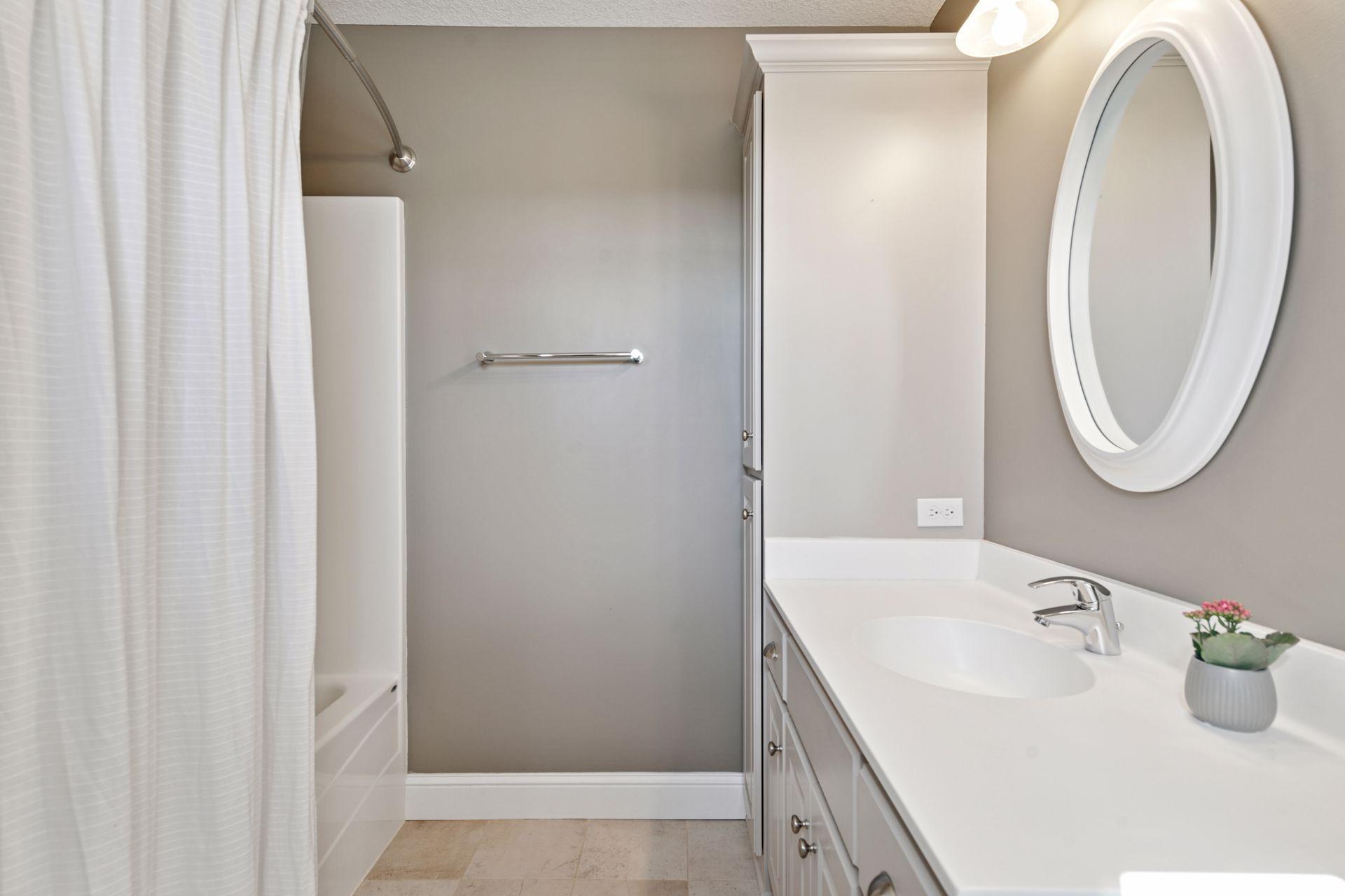 15549 Ranchview Court