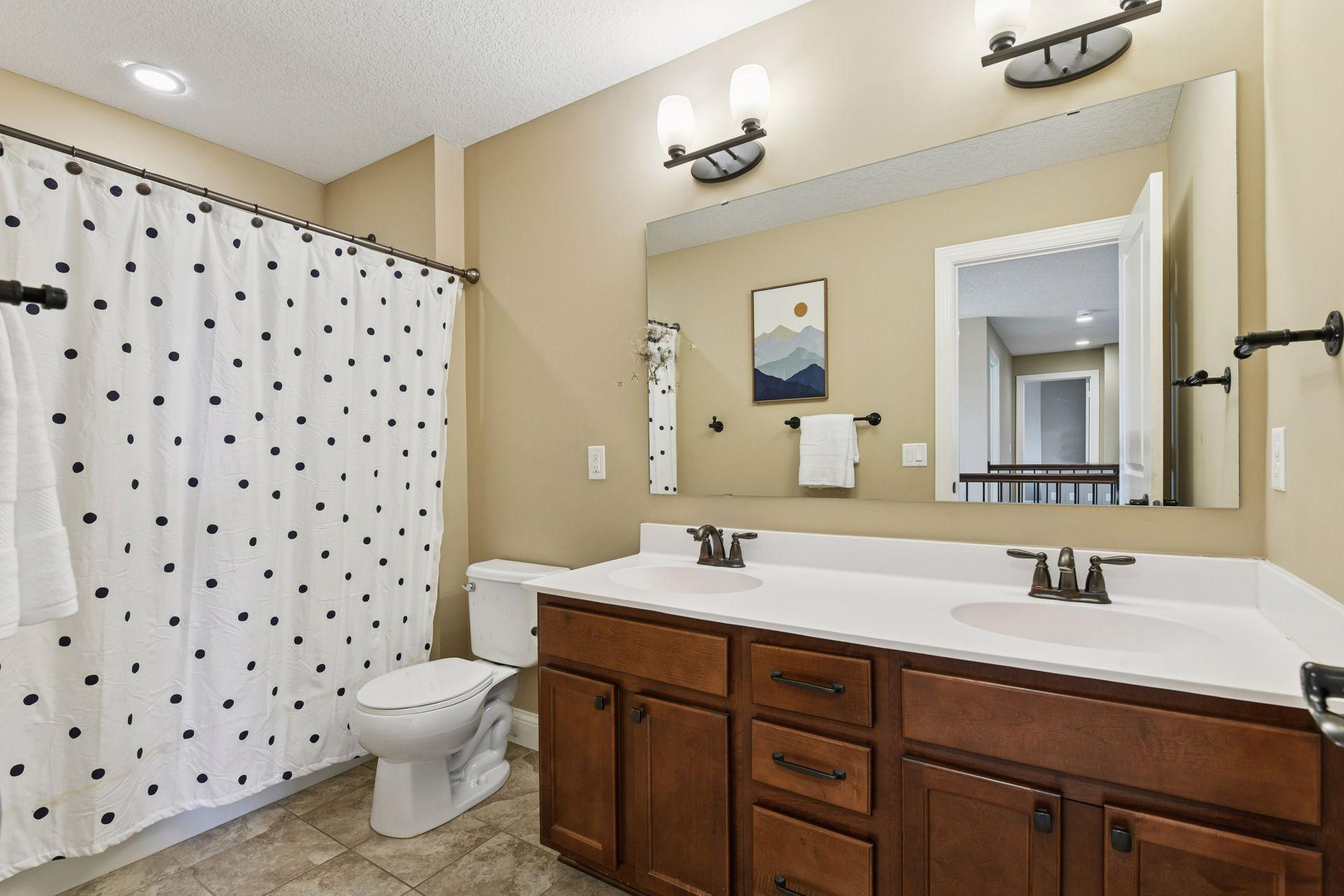 1285 Farmhouse Drive