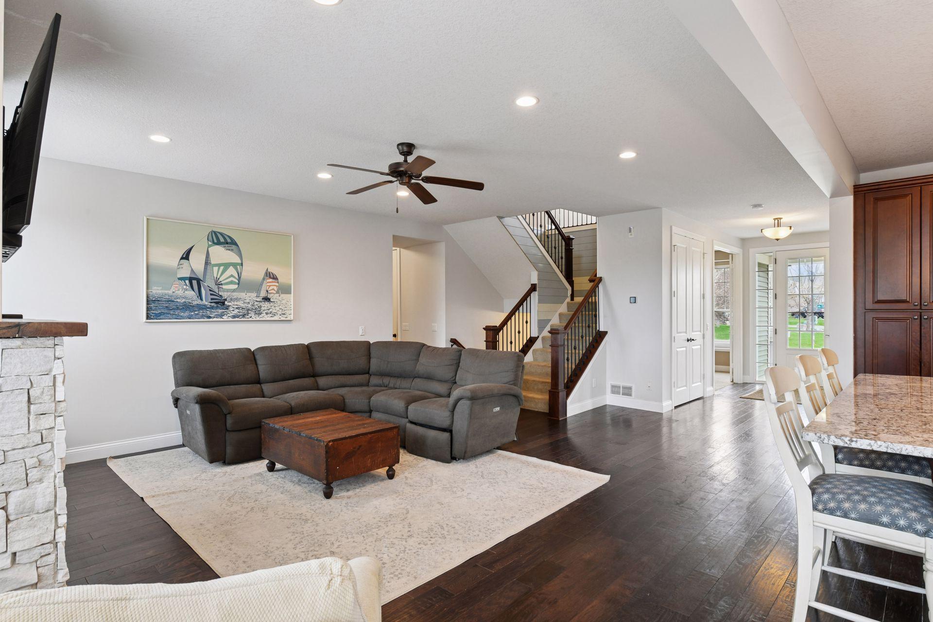 1285 Farmhouse Drive