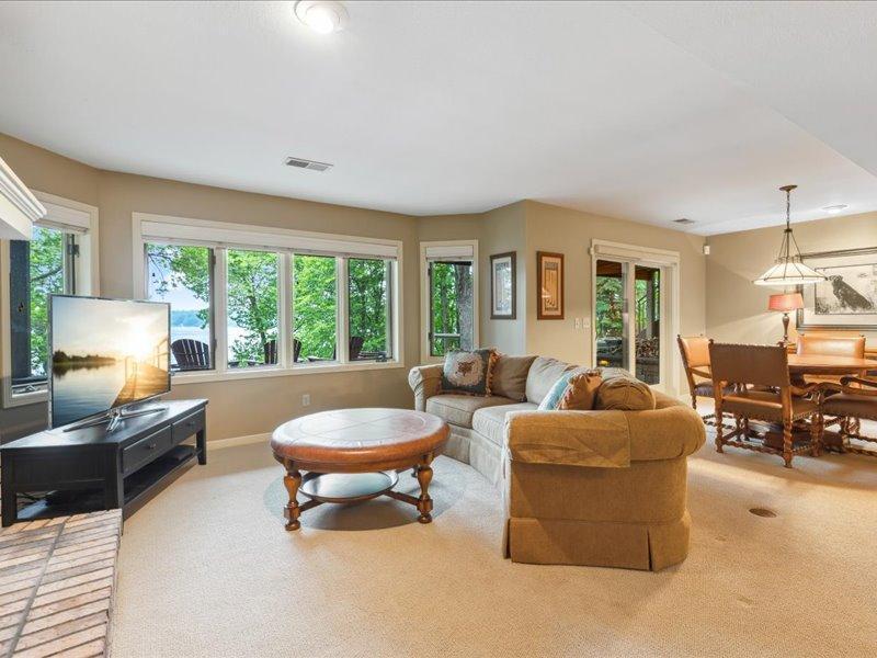 8543 Birchwood Hills Road