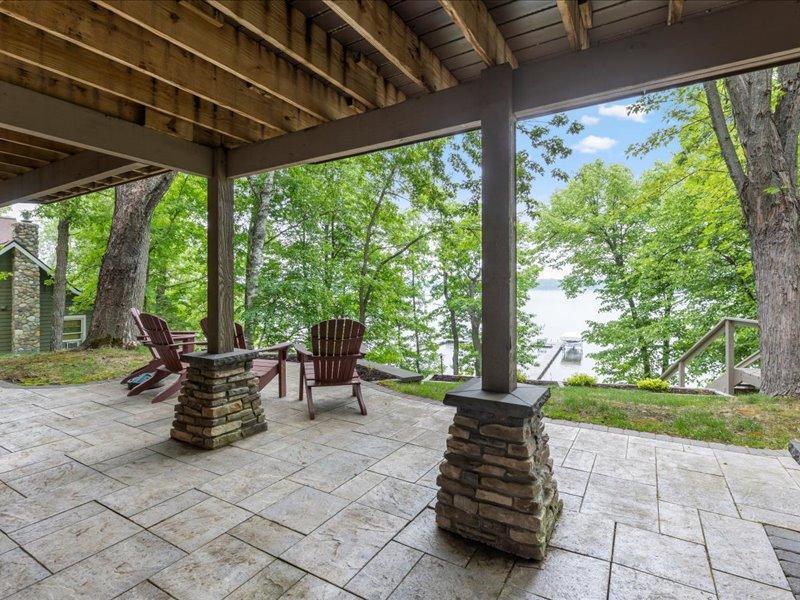8543 Birchwood Hills Road