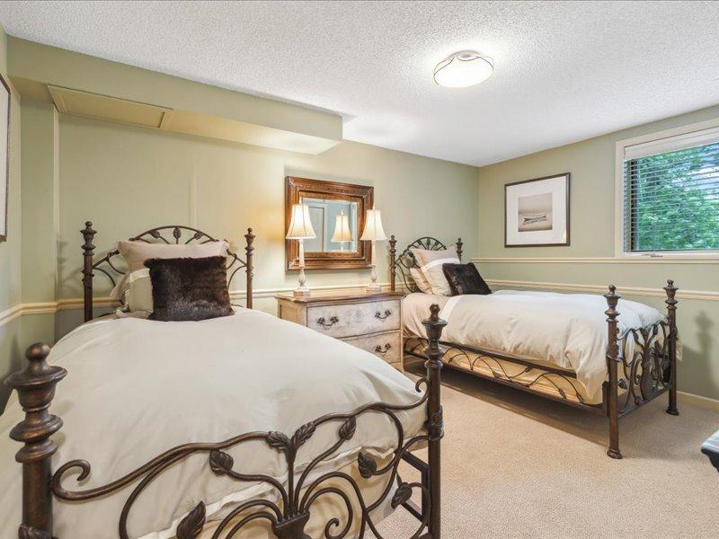8543 Birchwood Hills Road