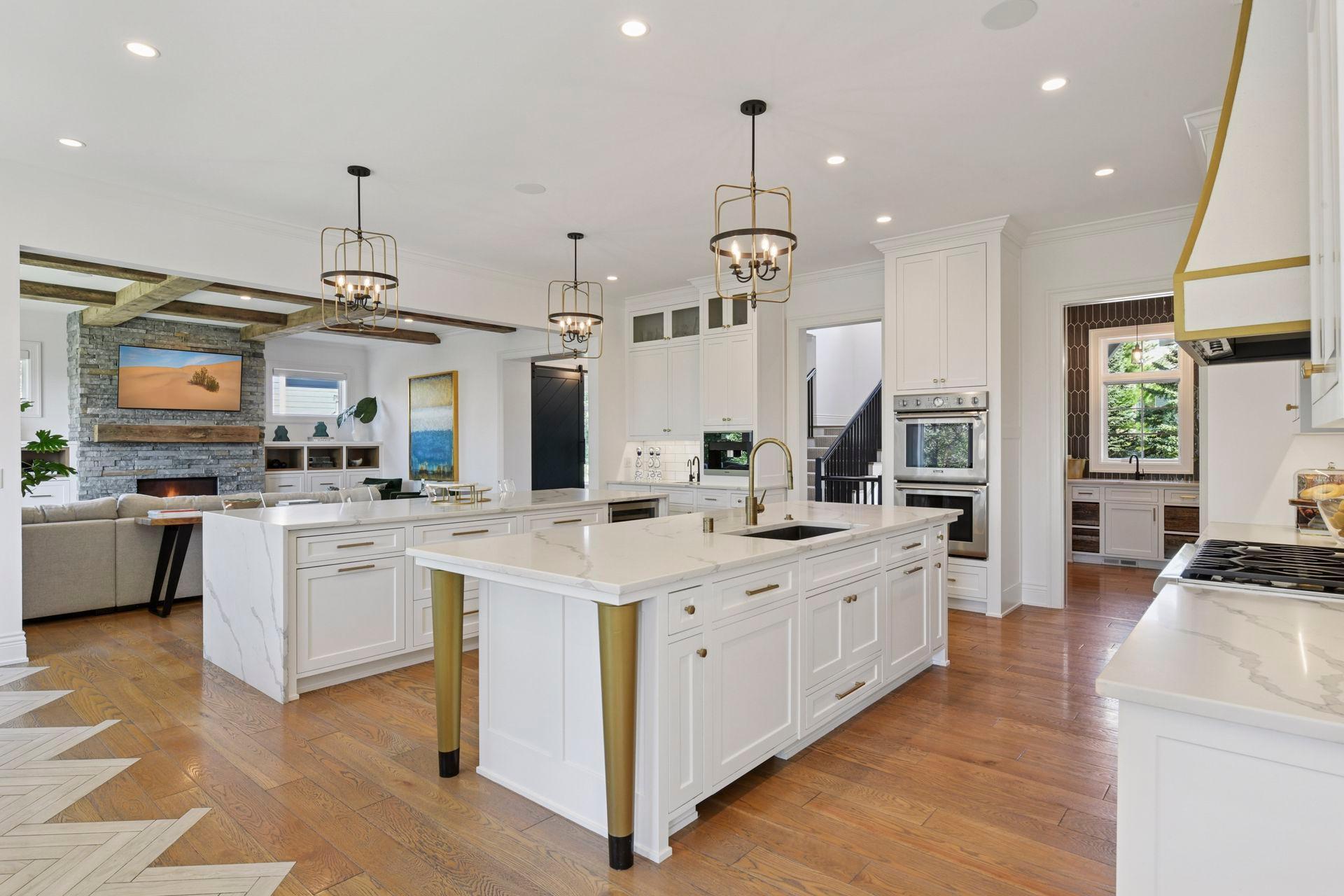 6653 Amberwood Lane