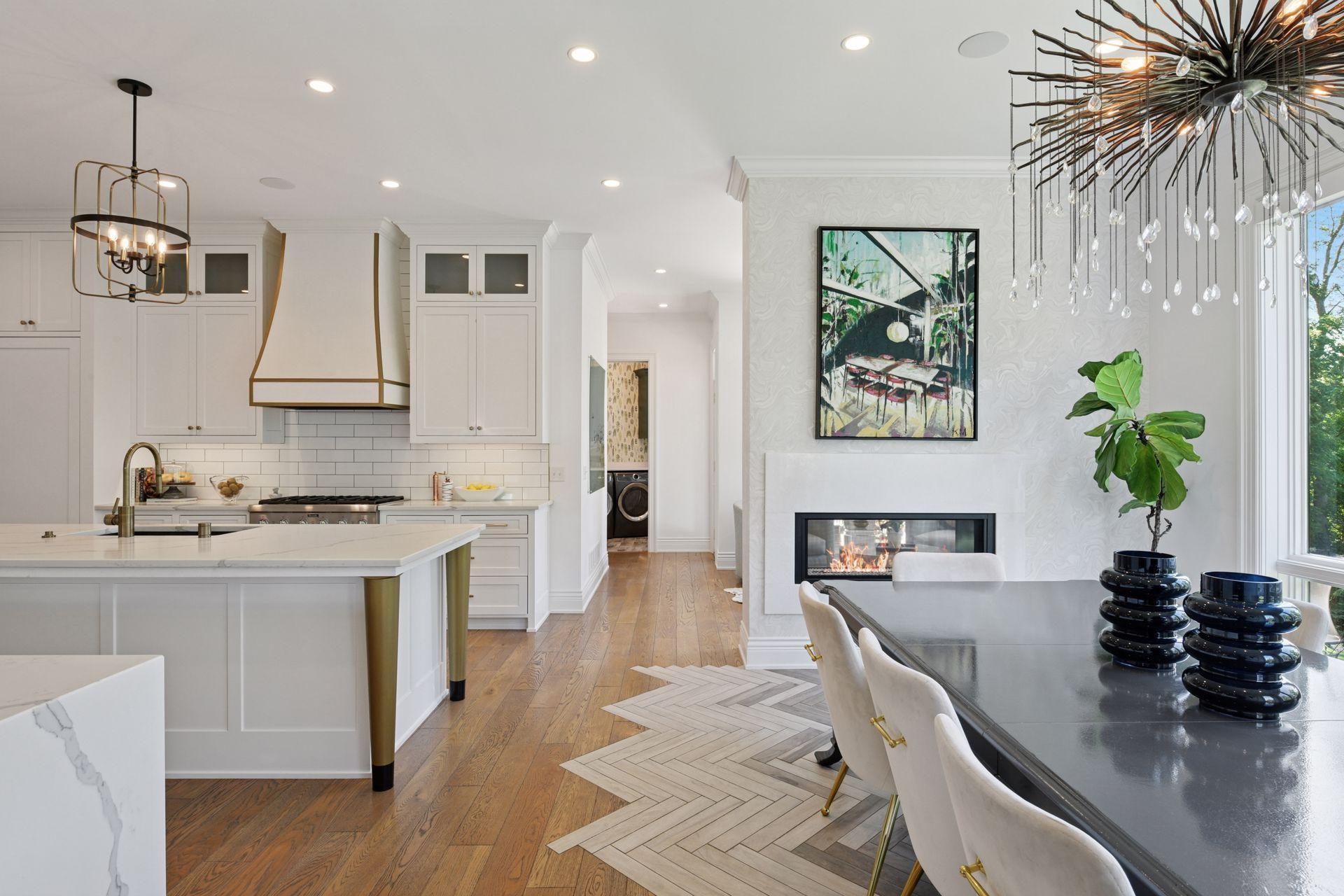 6653 Amberwood Lane