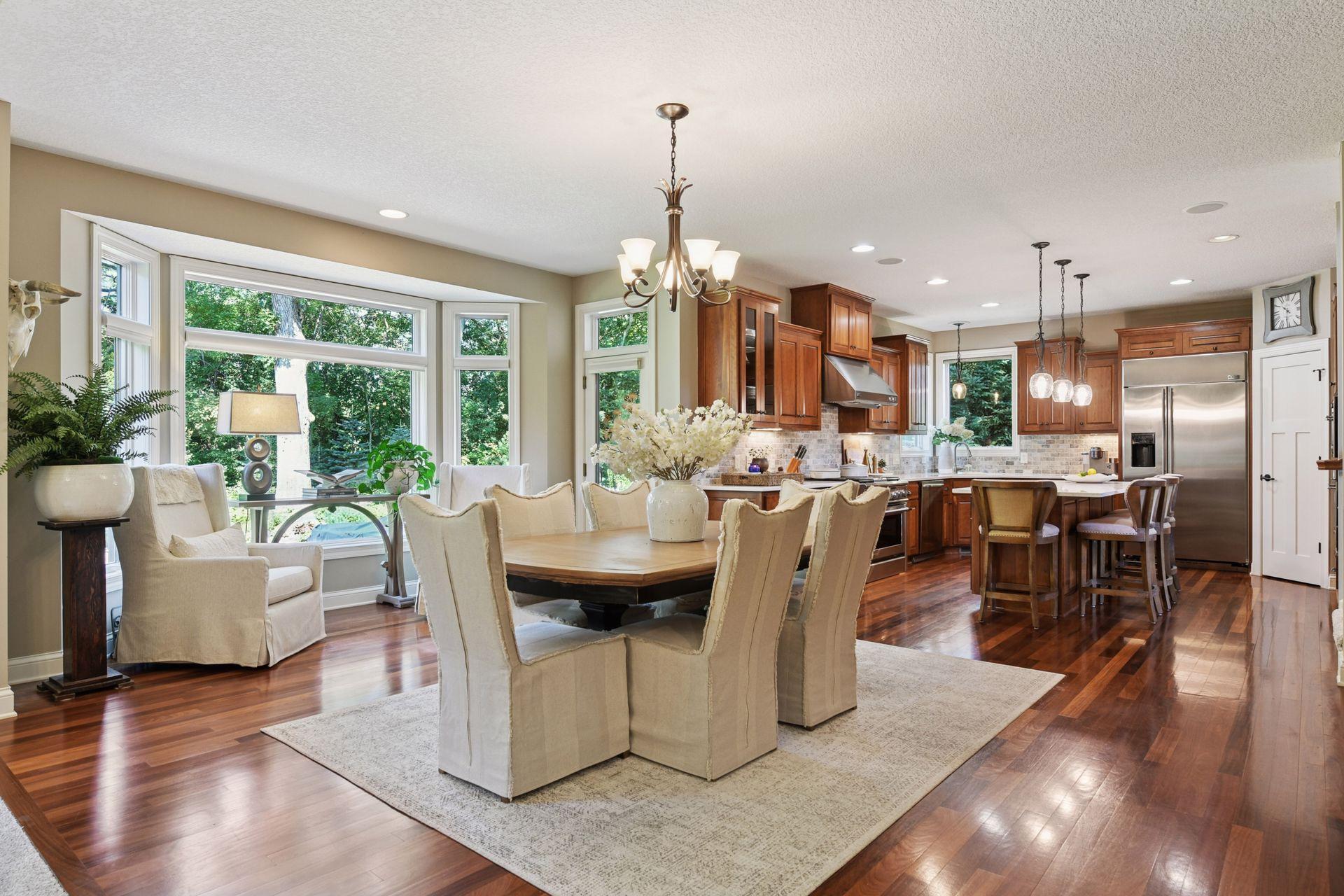 9240 Red Oak Drive