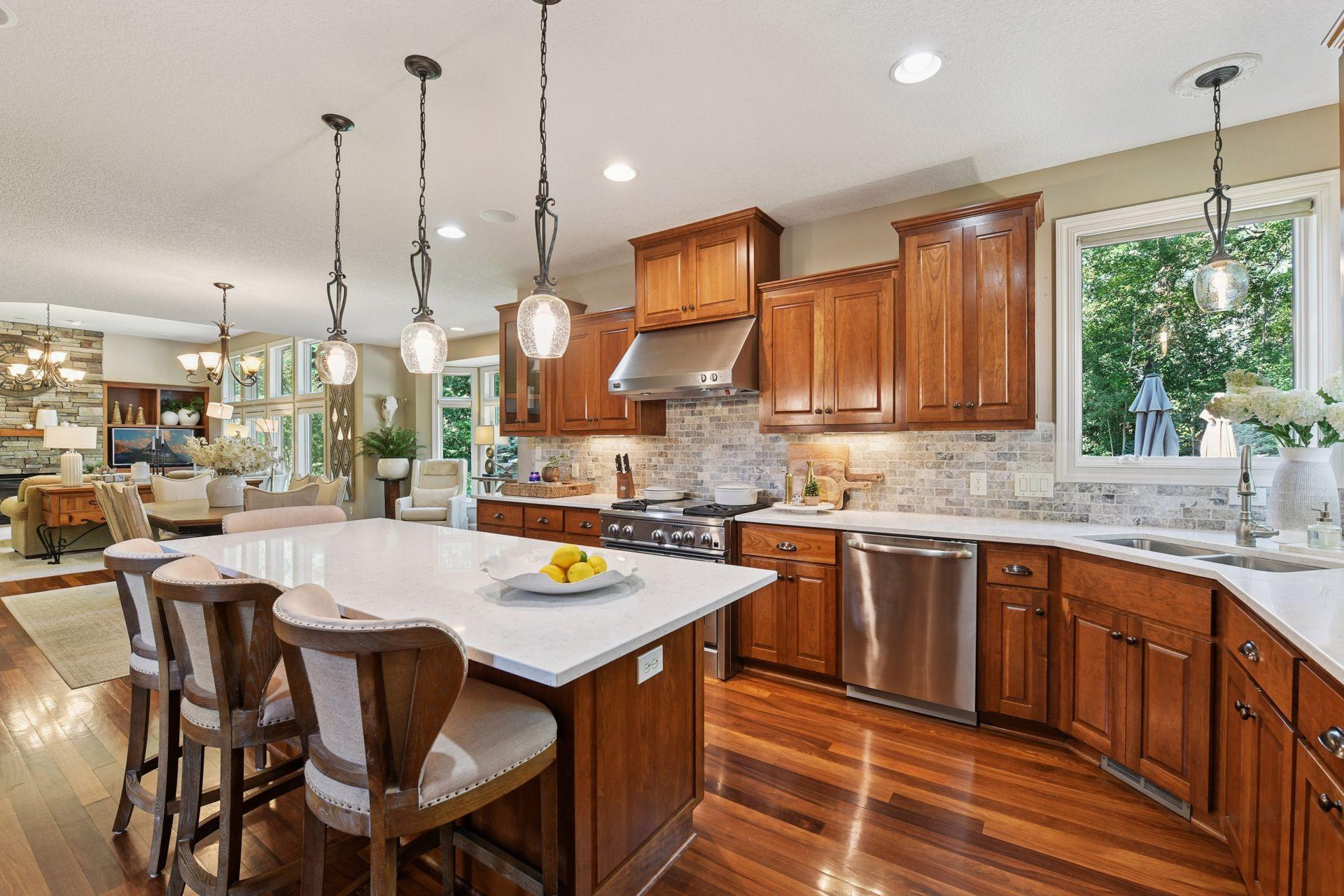 9240 Red Oak Drive