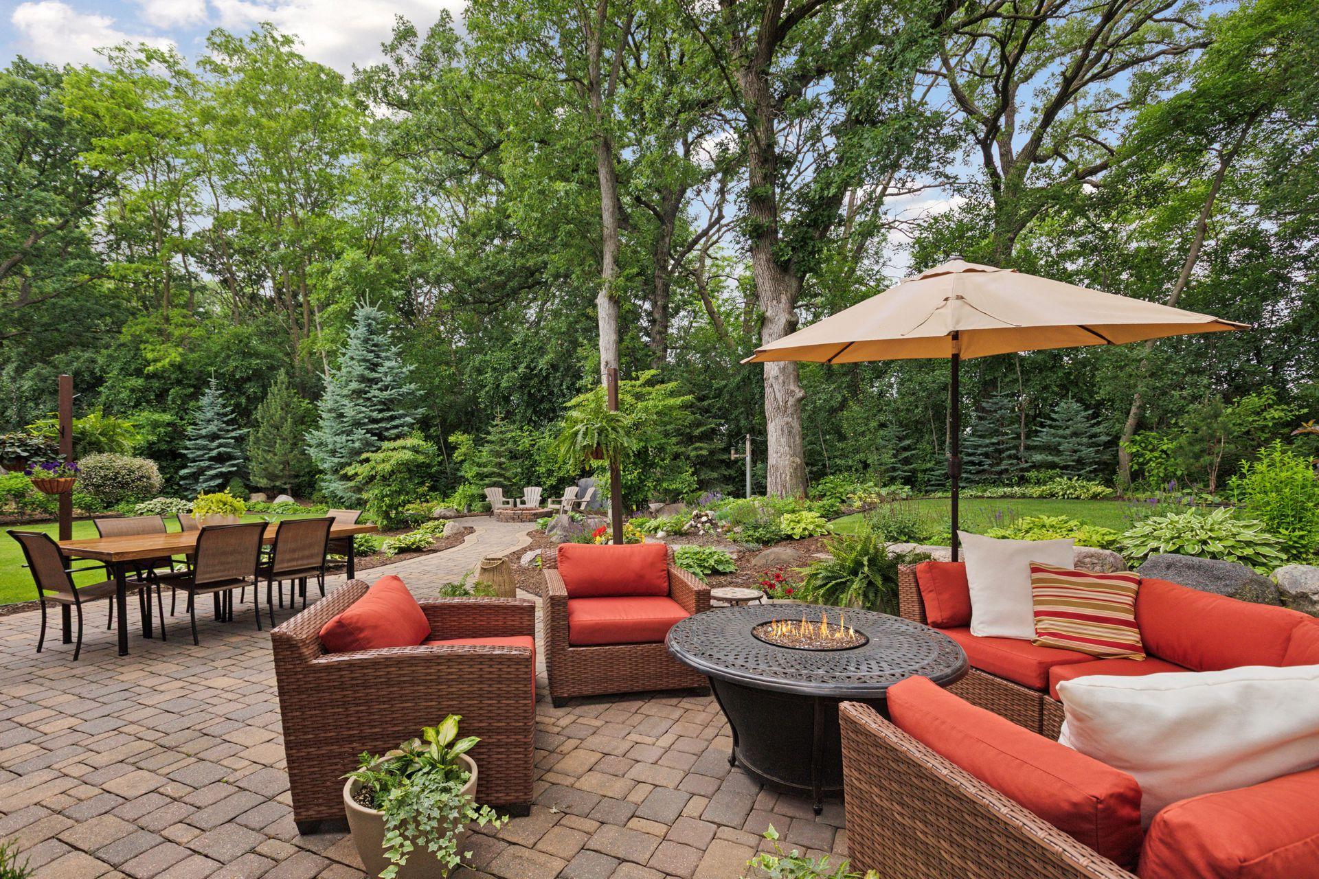 9240 Red Oak Drive