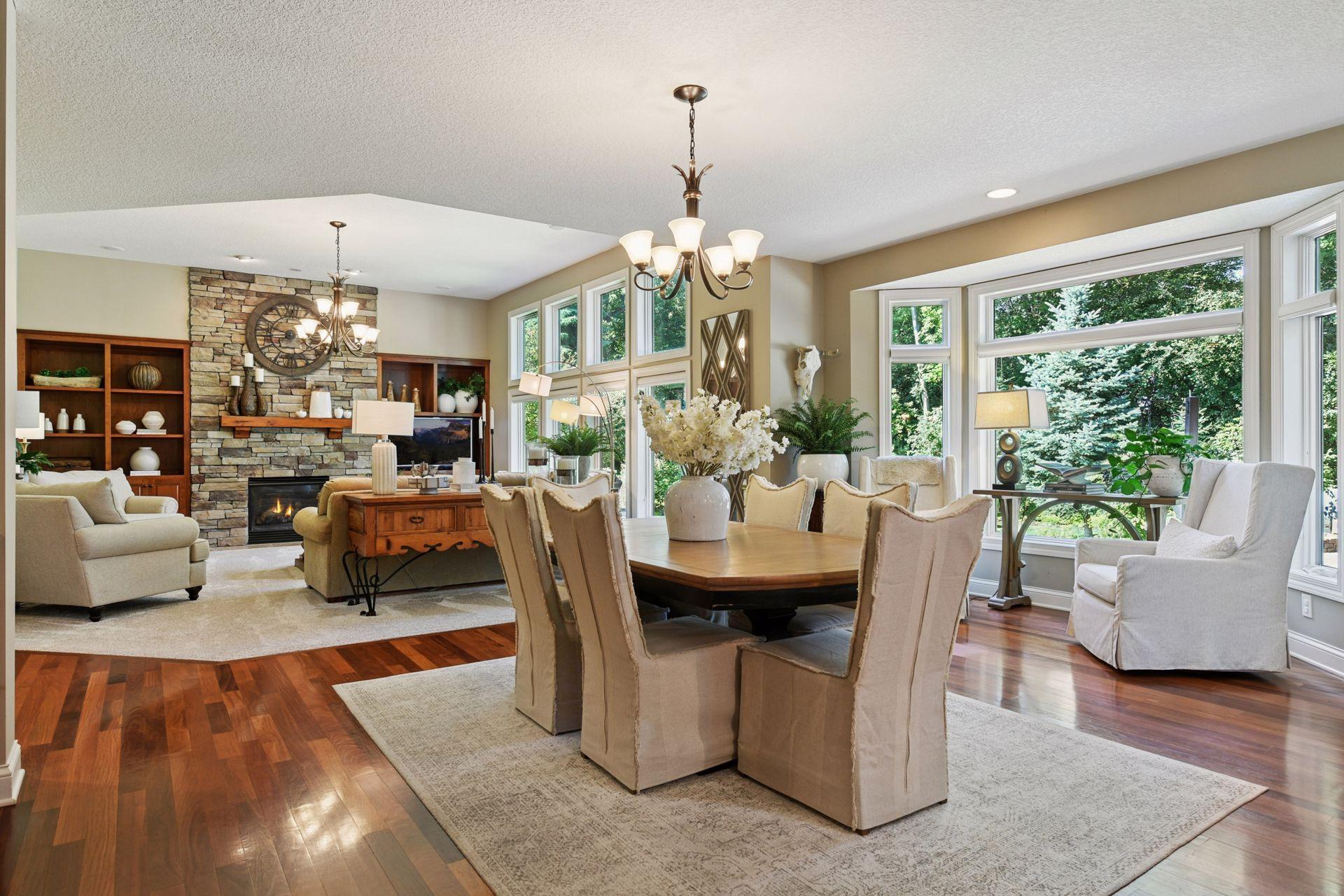 9240 Red Oak Drive