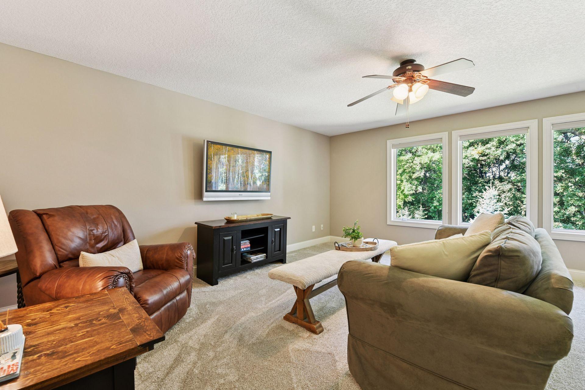 9240 Red Oak Drive