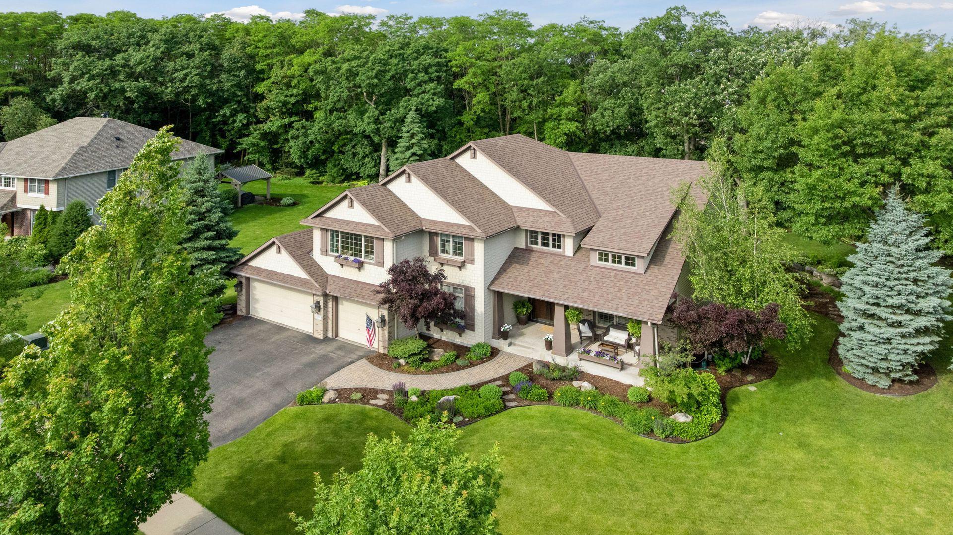 9240 Red Oak Drive