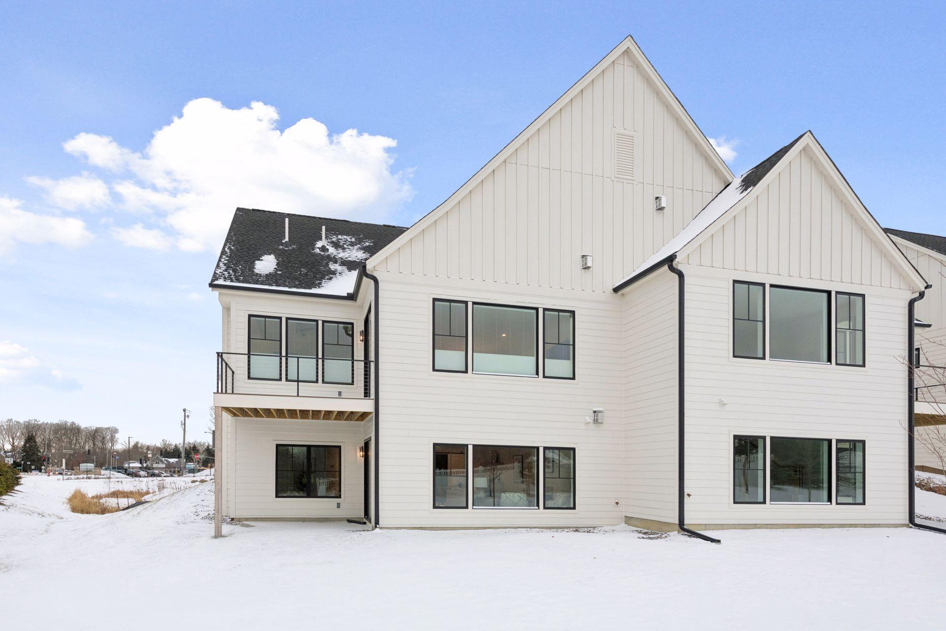 5655 Buffington Lane