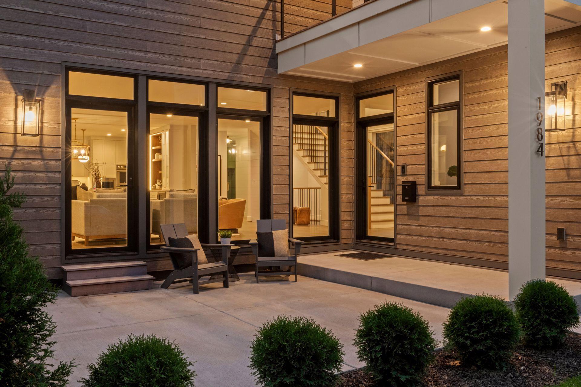 1984 Kenwood Parkway