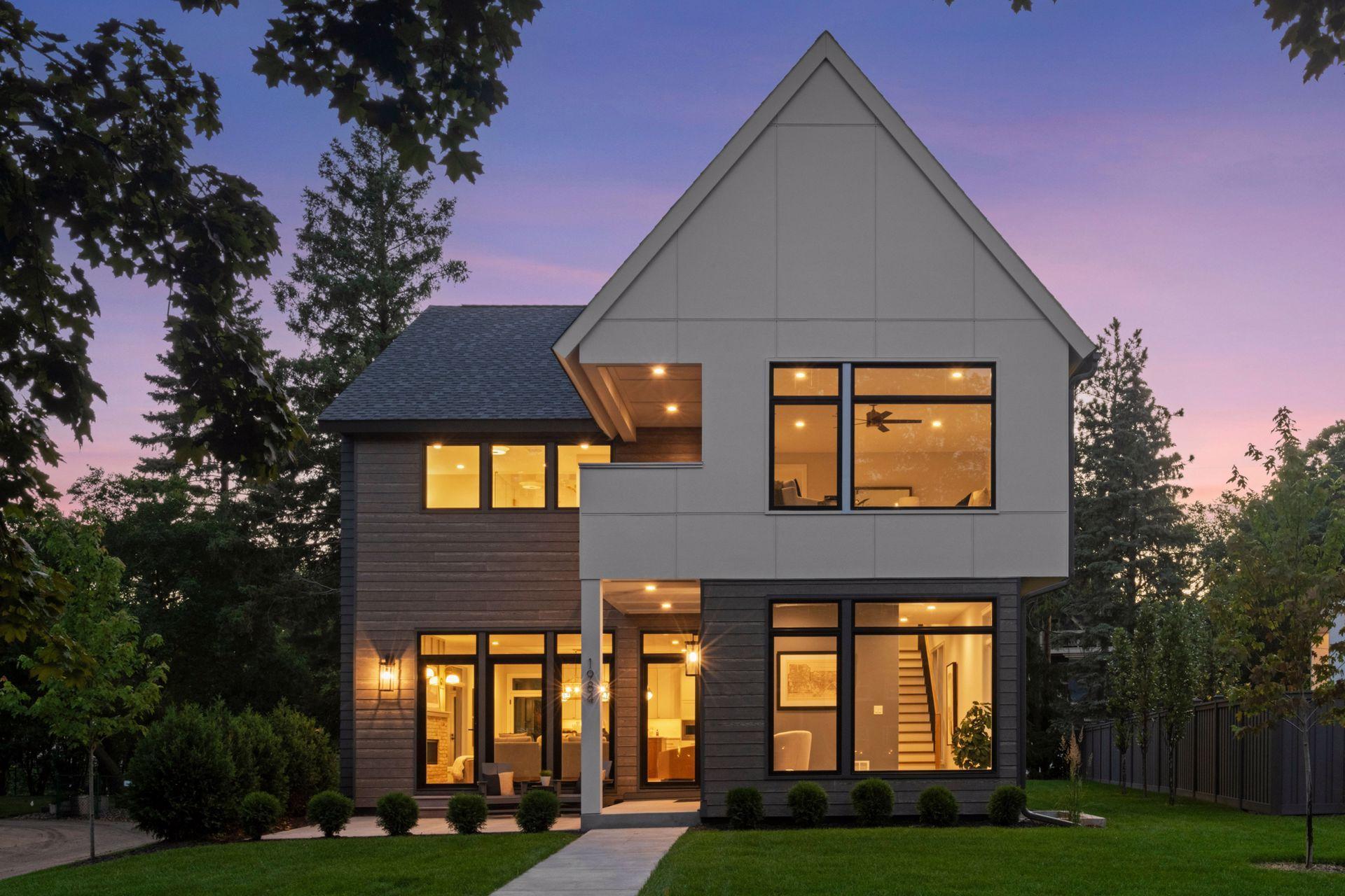 1984 Kenwood Parkway