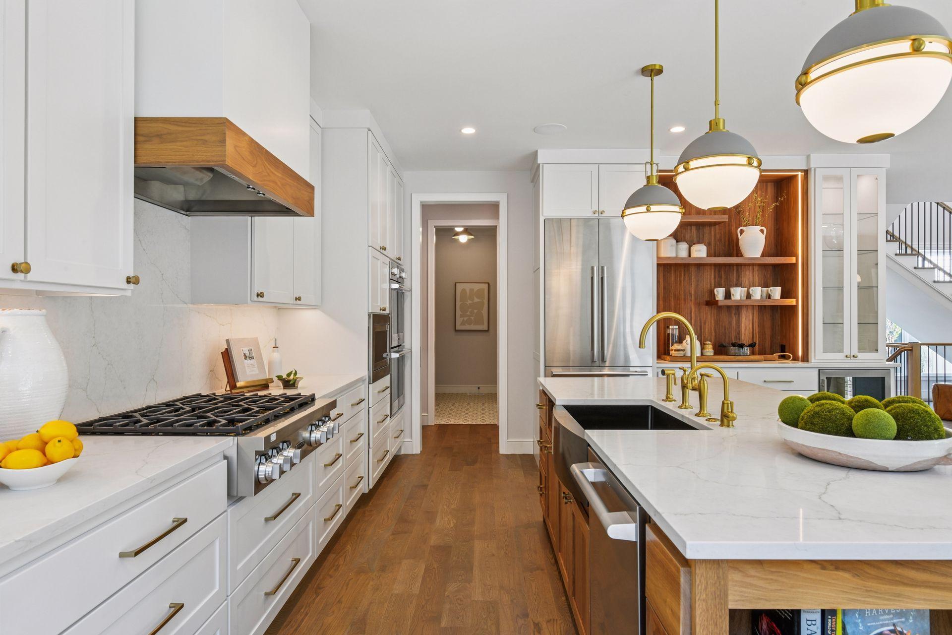 1984 Kenwood Parkway