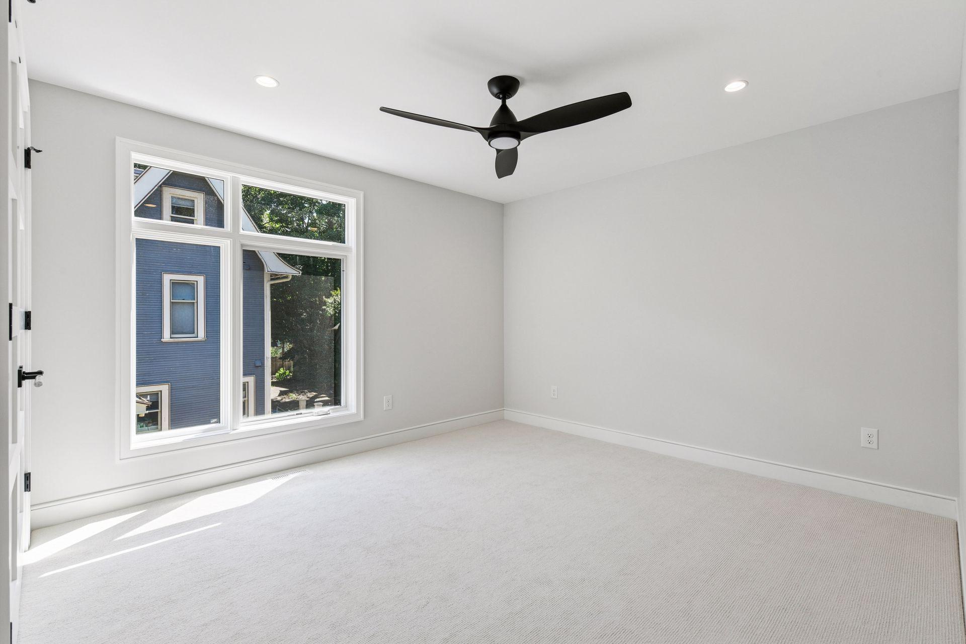 1984 Kenwood Parkway