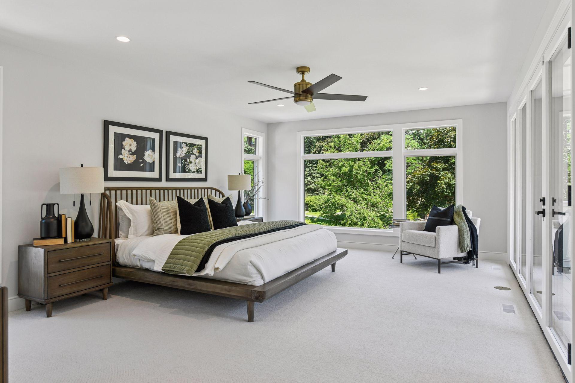 1984 Kenwood Parkway