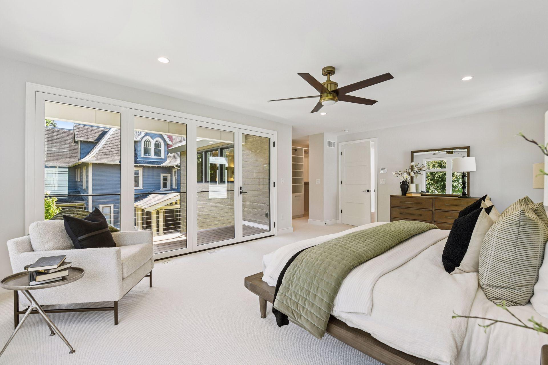 1984 Kenwood Parkway