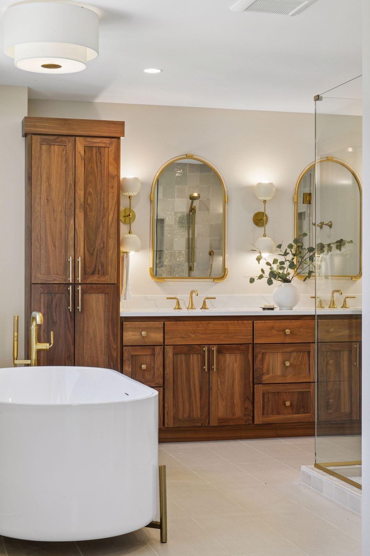 1984 Kenwood Parkway