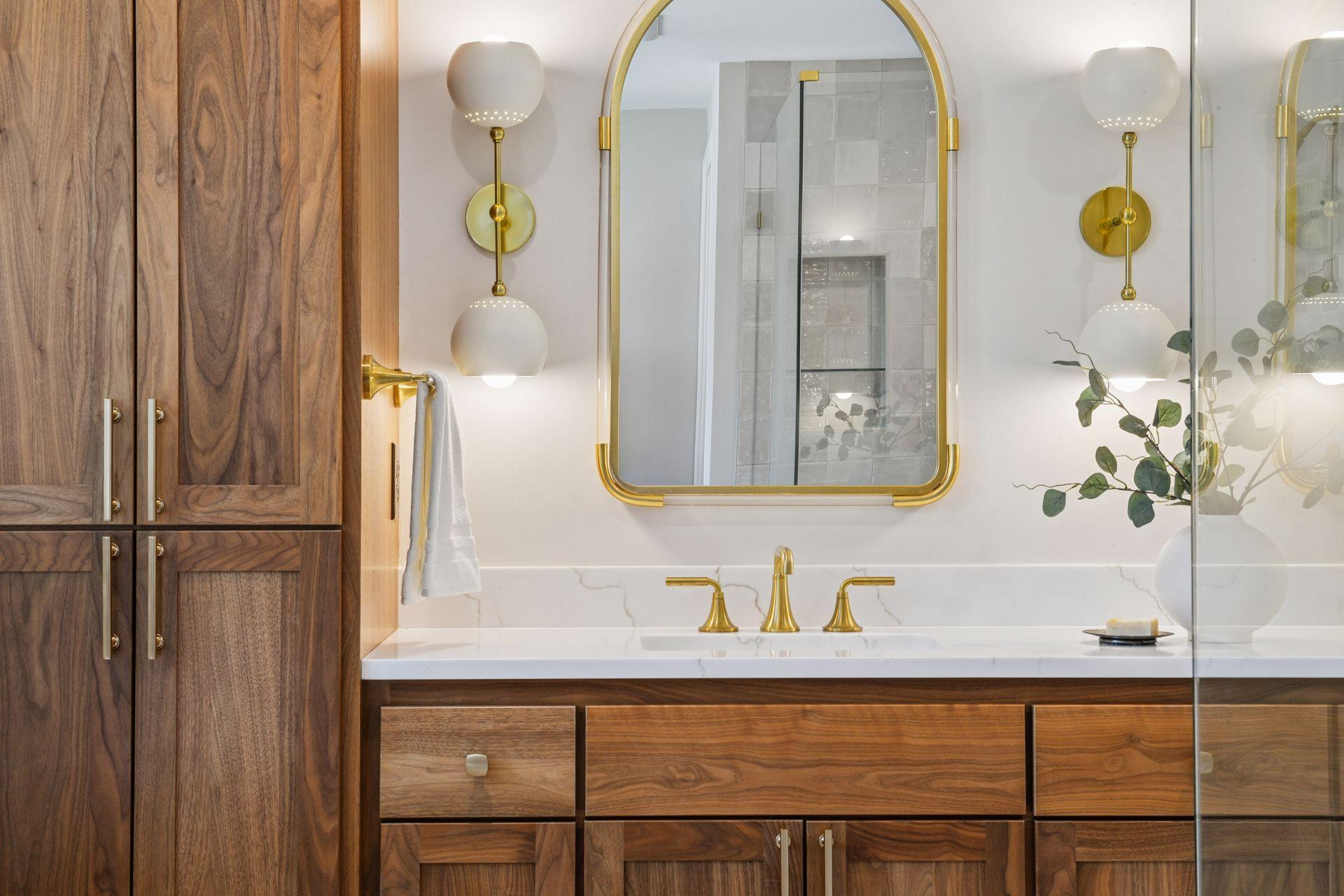 1984 Kenwood Parkway