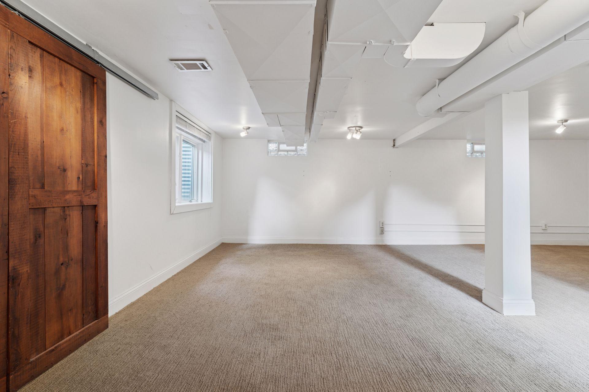 771 Wheelock Parkway W