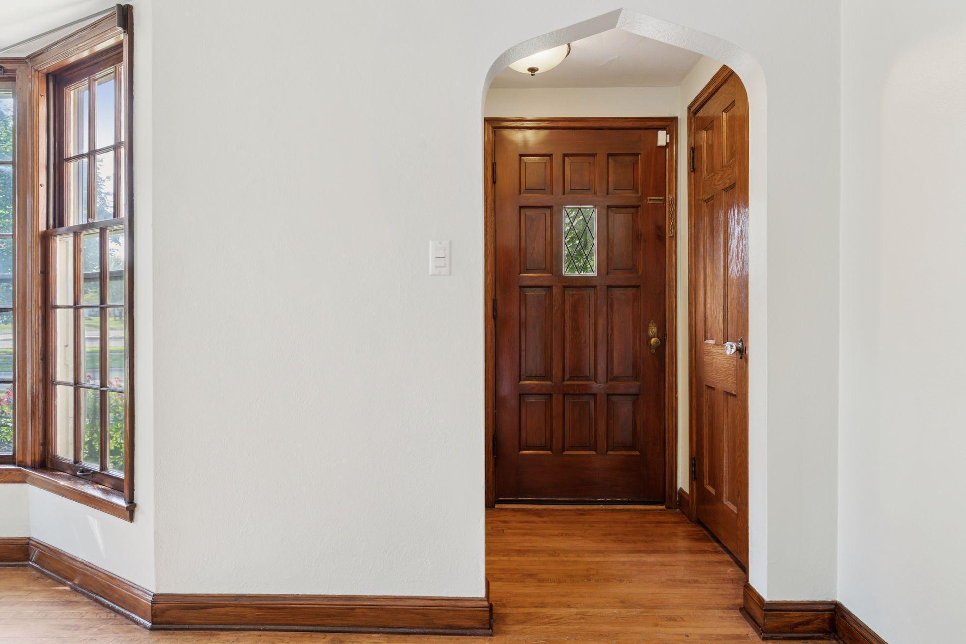 771 Wheelock Parkway W