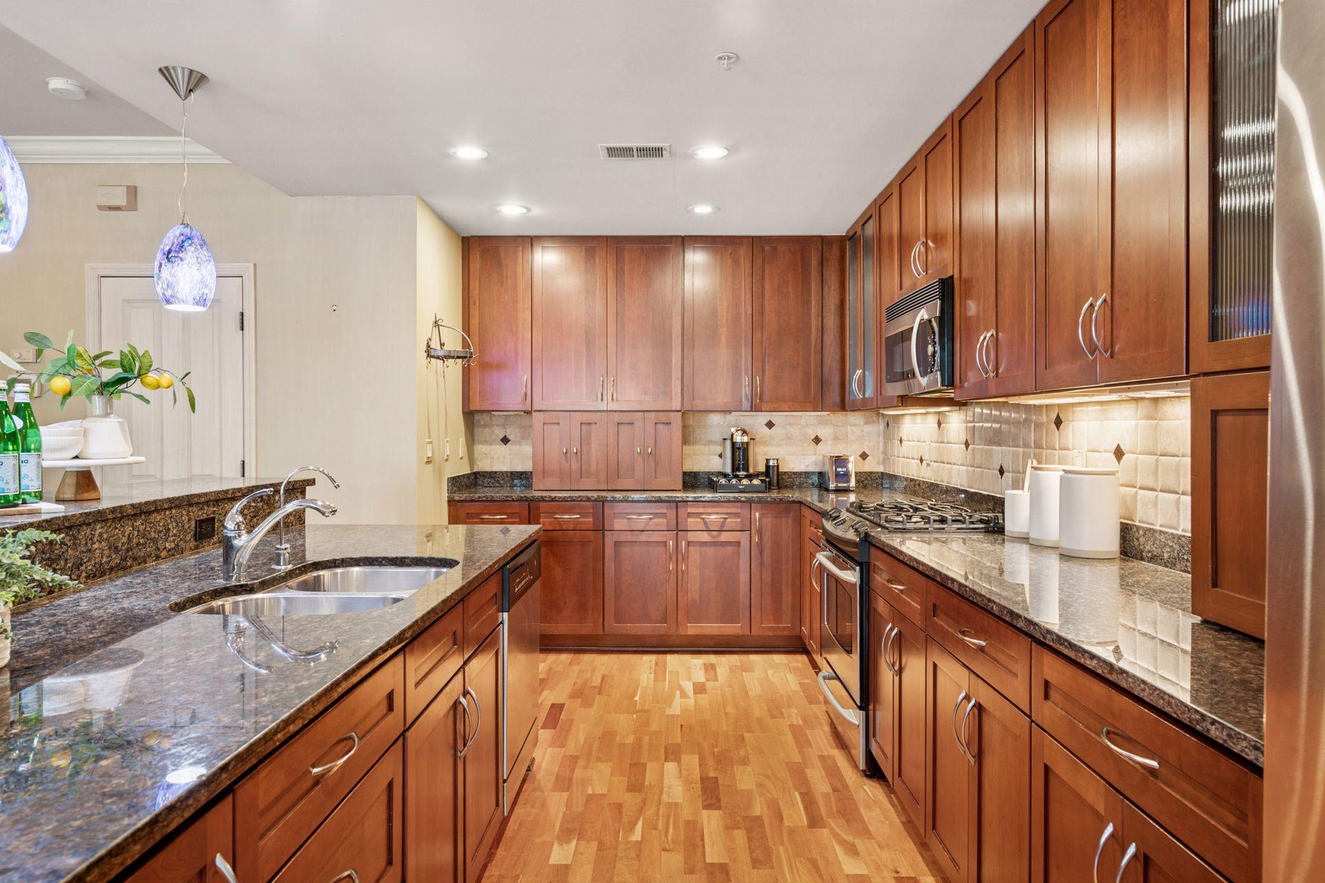 503 S 10th Street