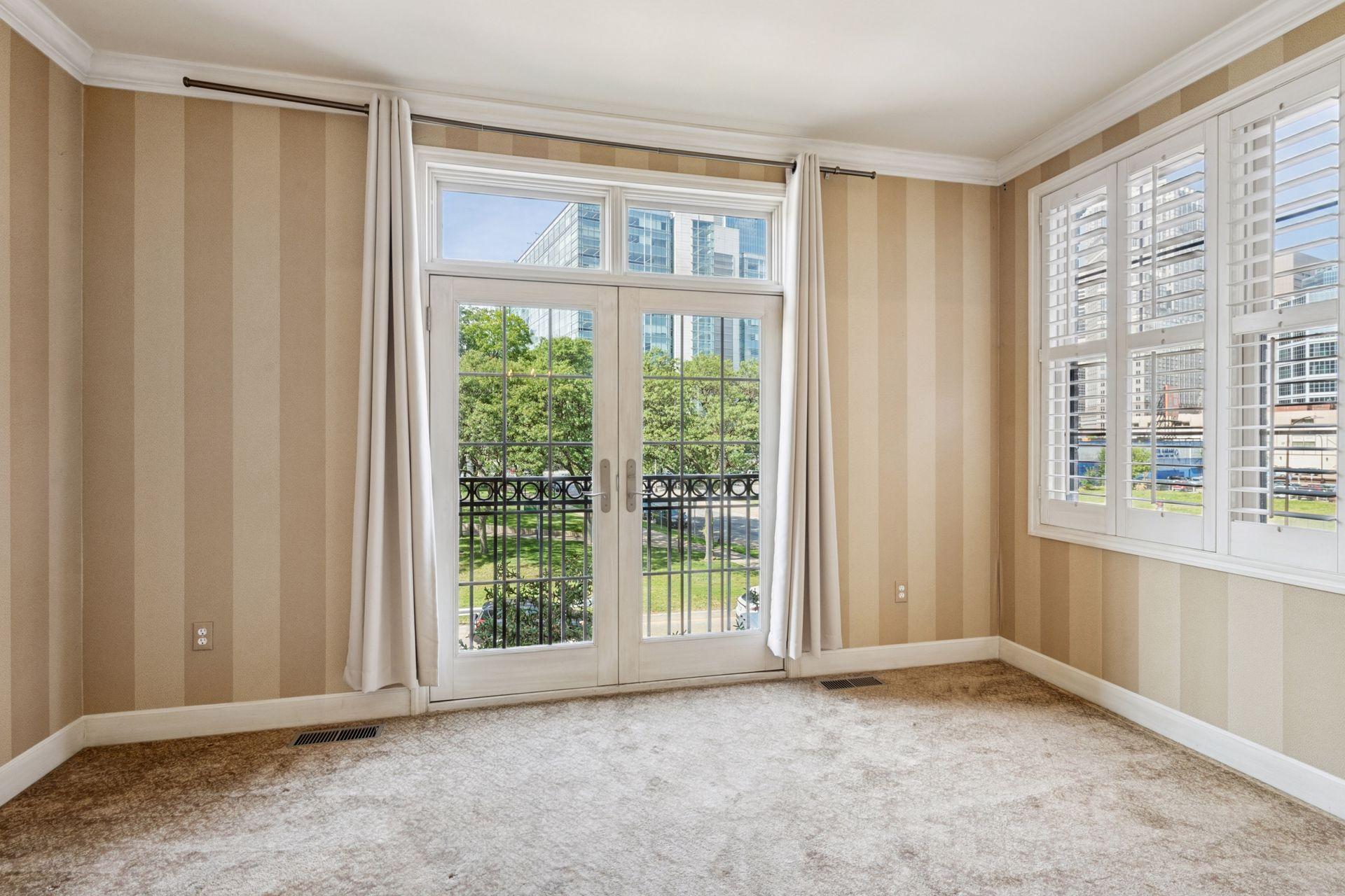 503 S 10th Street