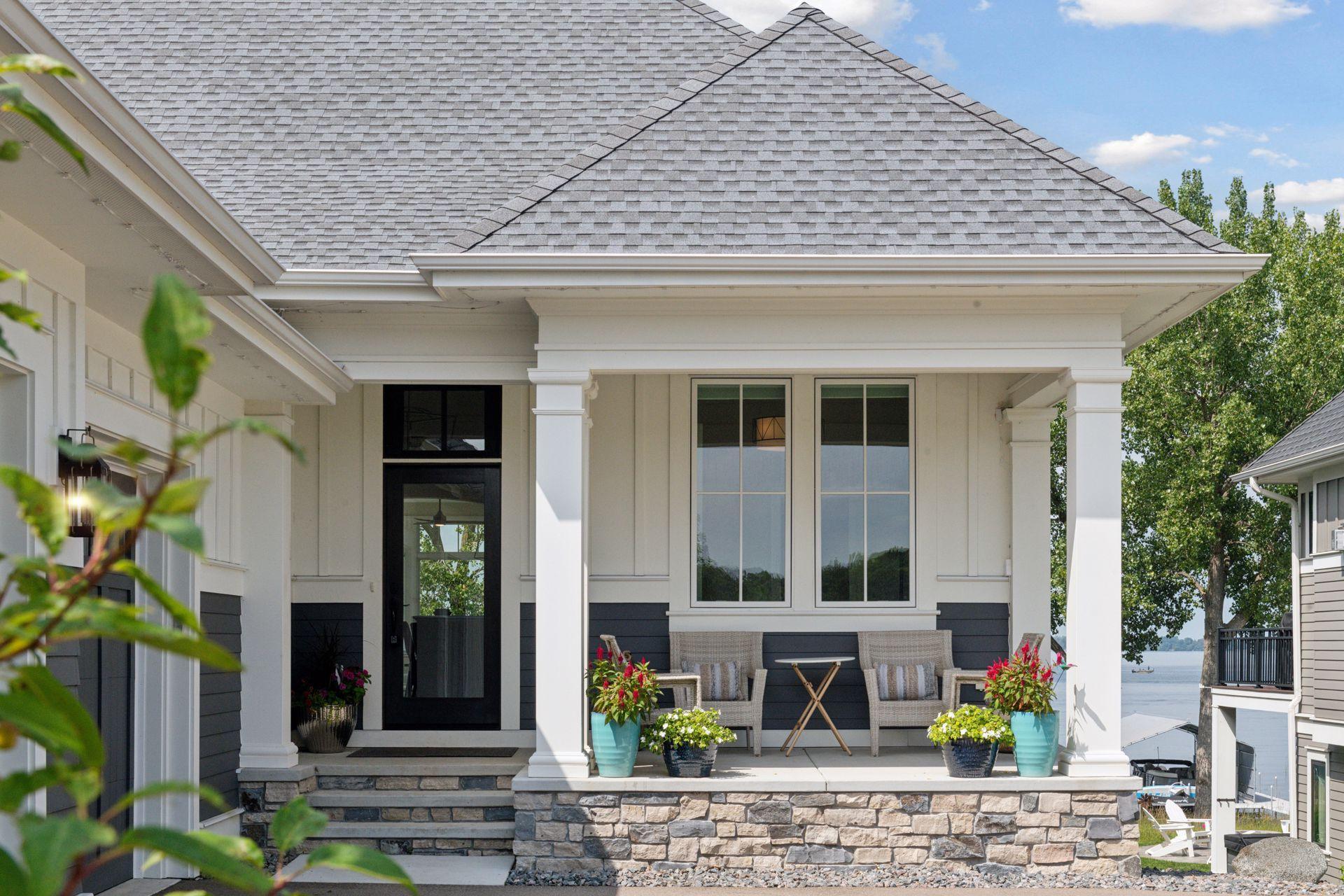 155 Lakeshore Circle