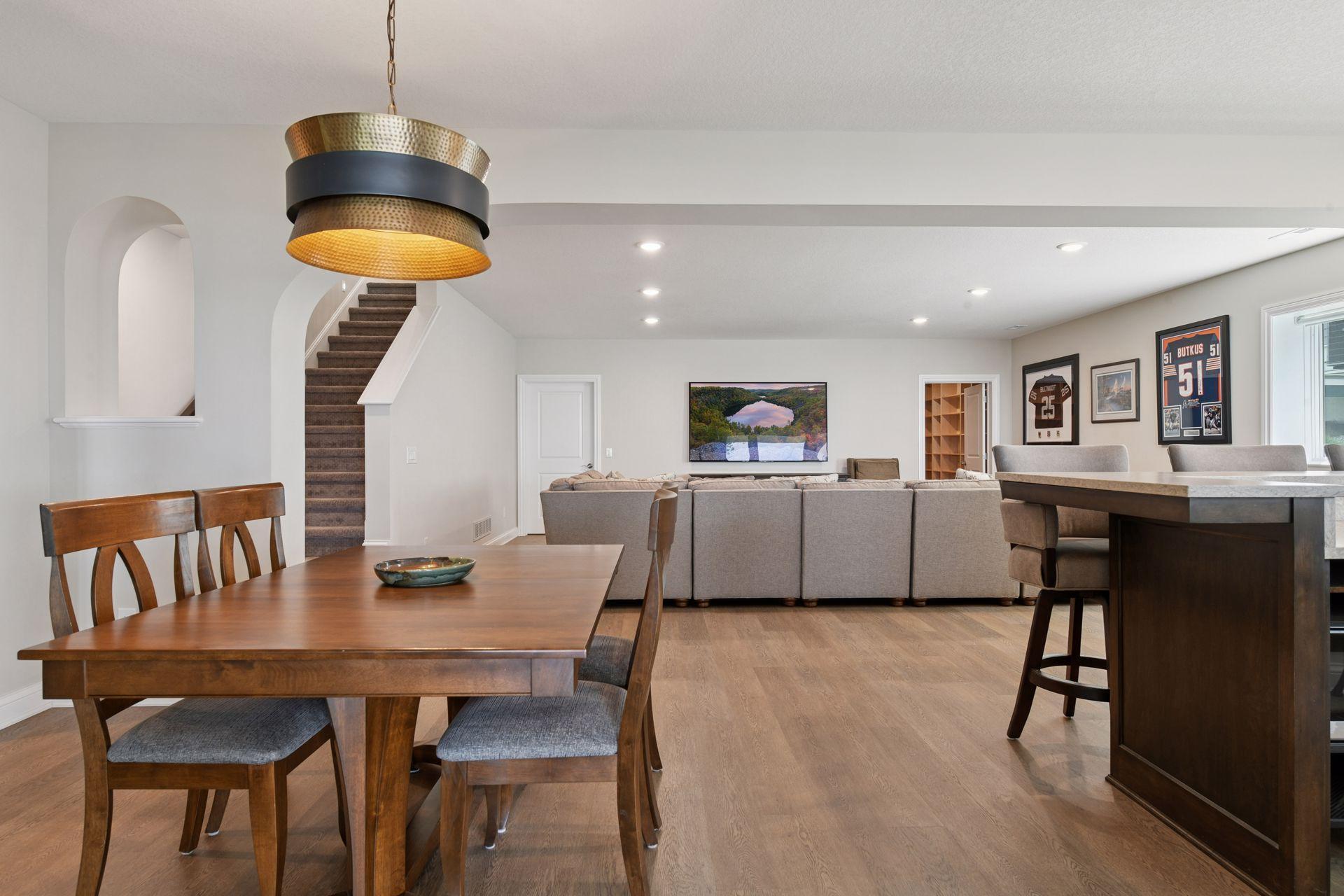 155 Lakeshore Circle