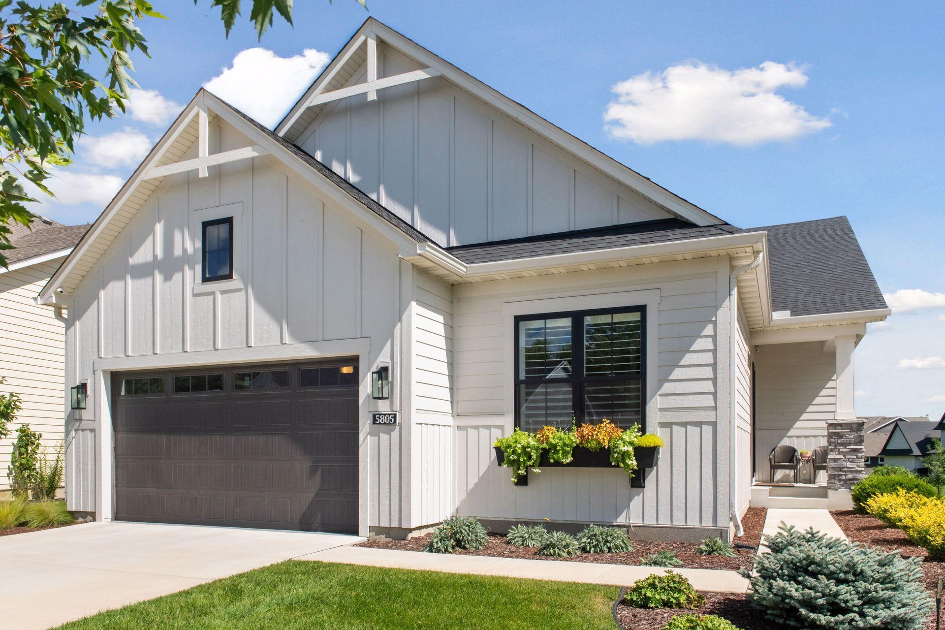 5805 Ayrshire Lane