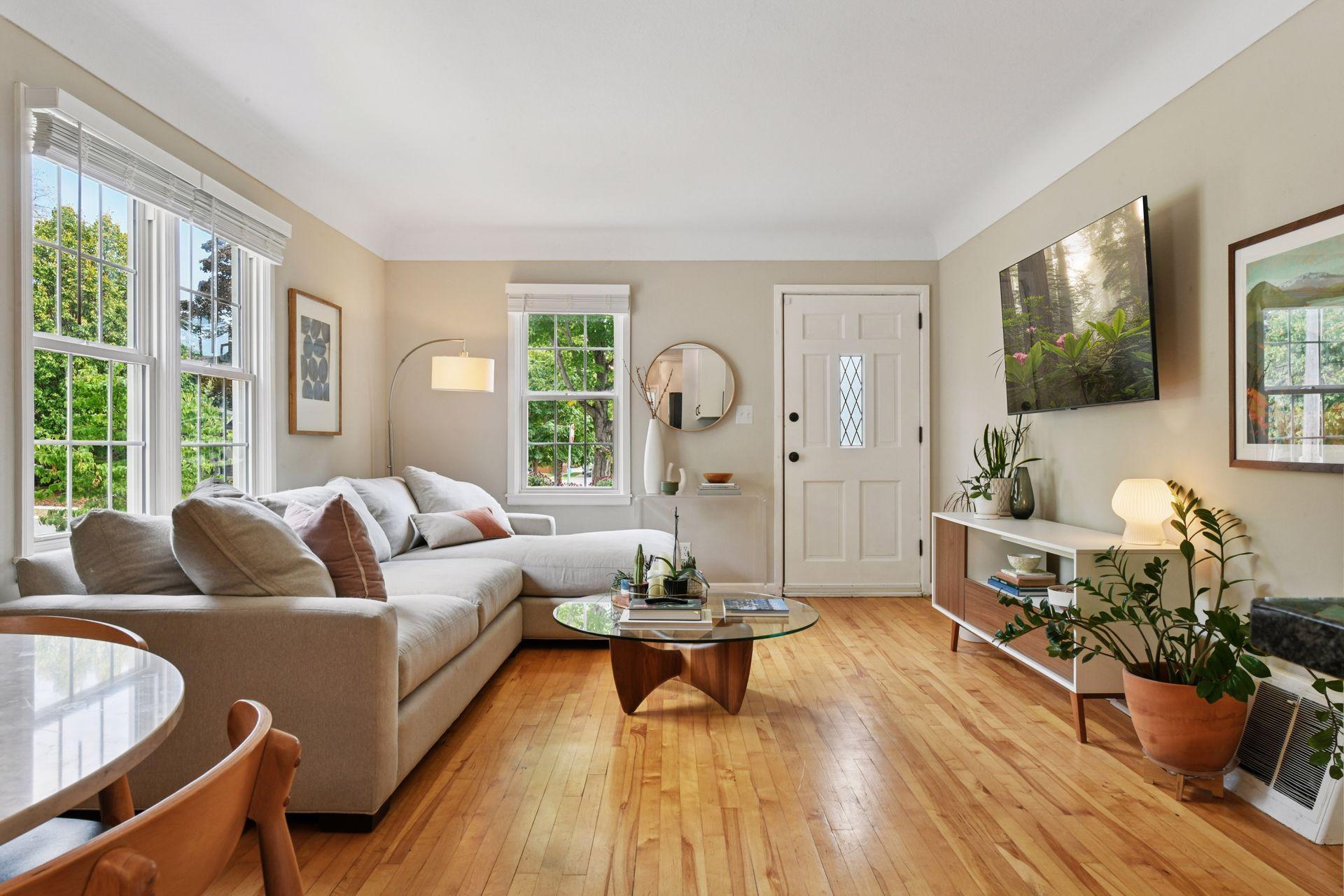 5300 Zenith Avenue S