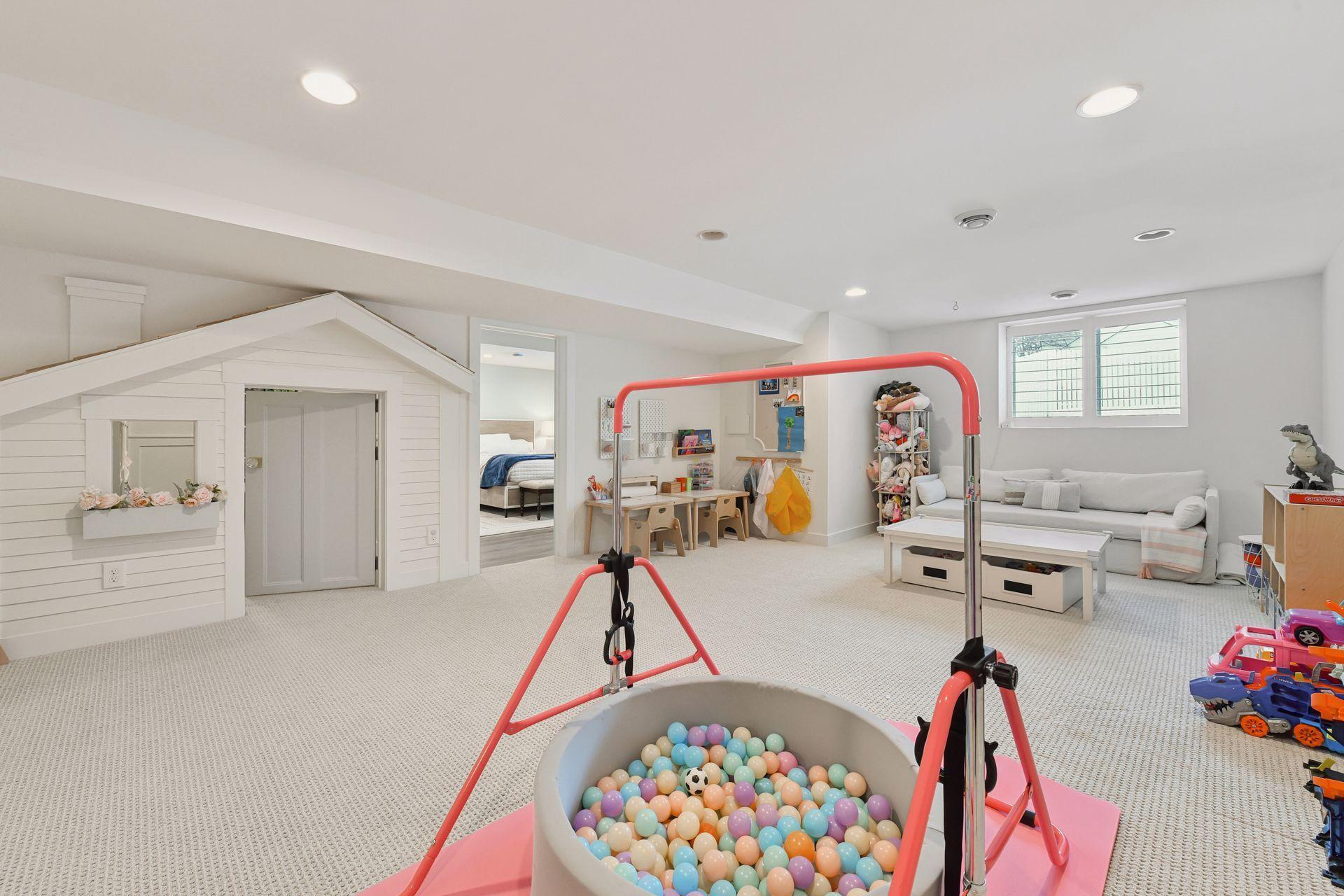 14 Woodland Road