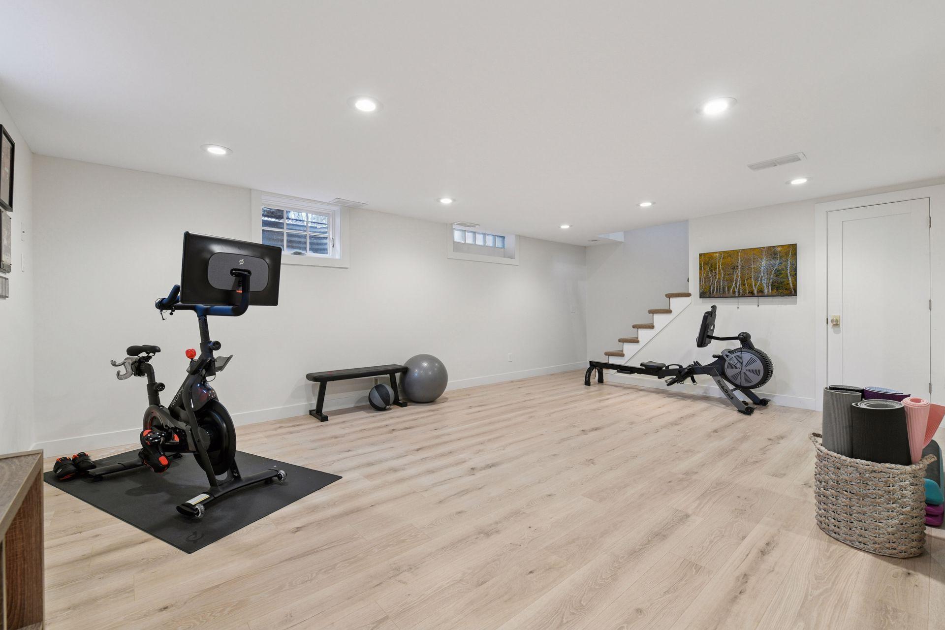 14 Woodland Road